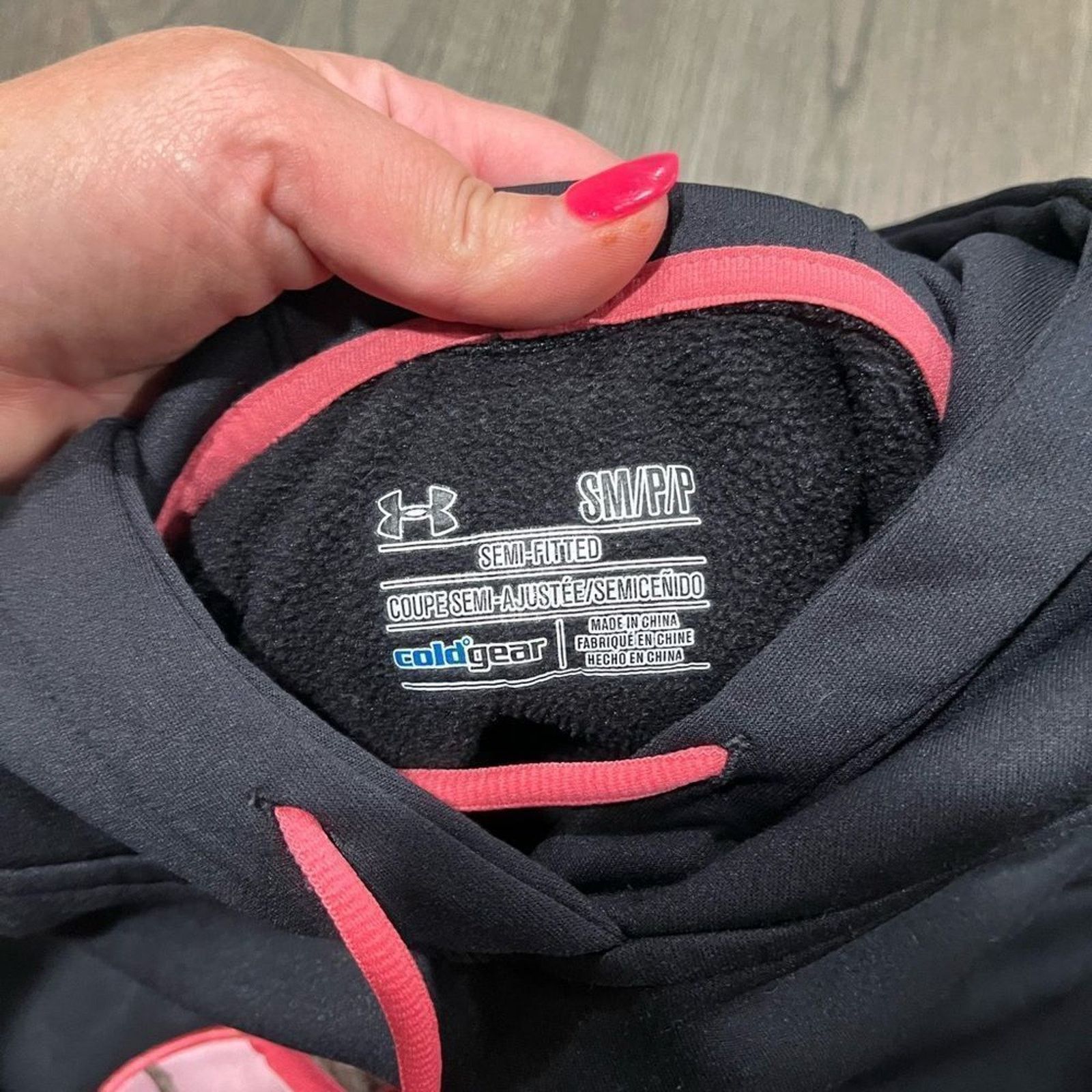 Columbia Under Armour Real Tree Black Pink Pullover Hoodie Size S Size S / US 4 / IT 40 - 2 Thumbnail