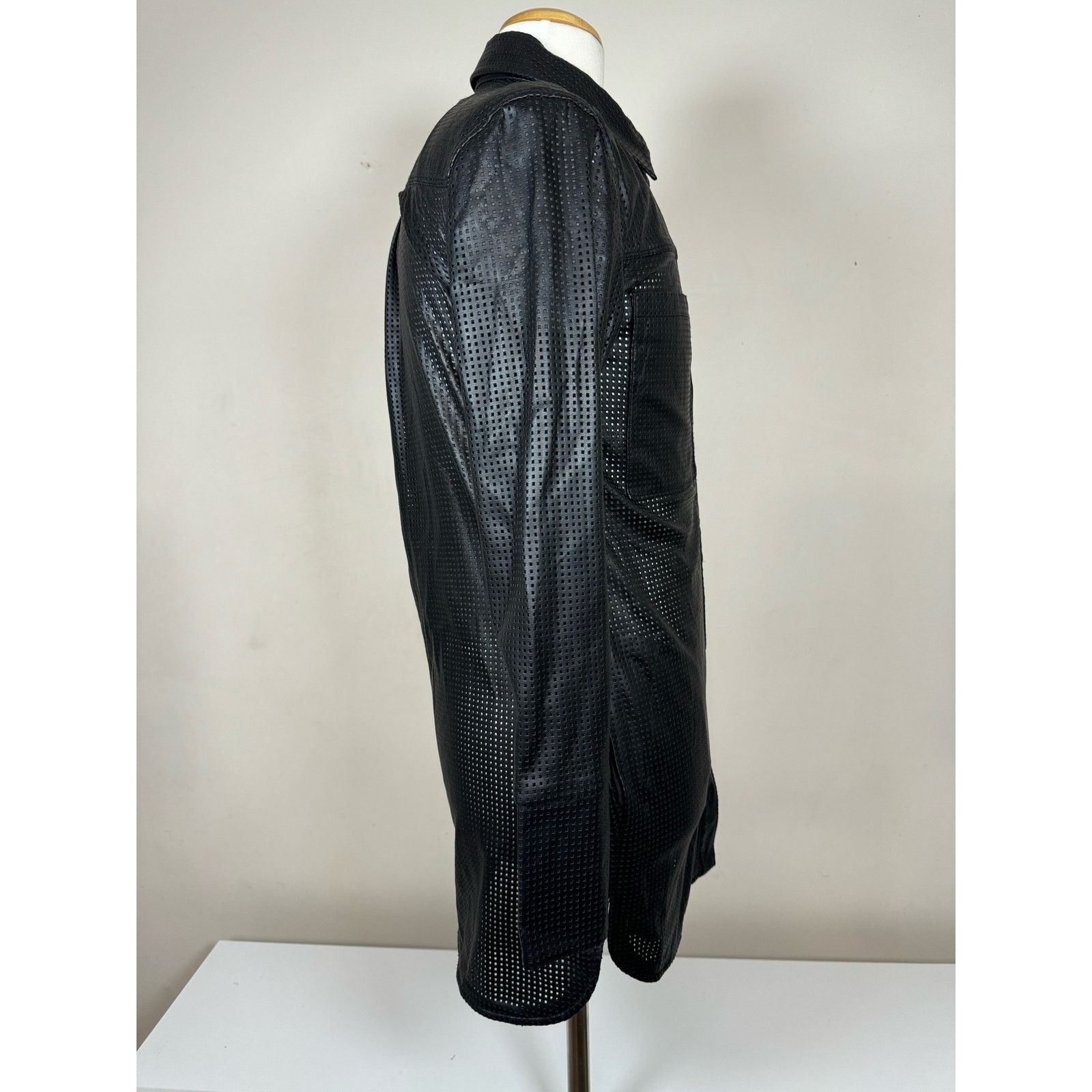 Good American Good American Nylon Button Up Blouse Black Women’s Size 1 Size XS / US 0-2 / IT 36-38 - 4 Thumbnail
