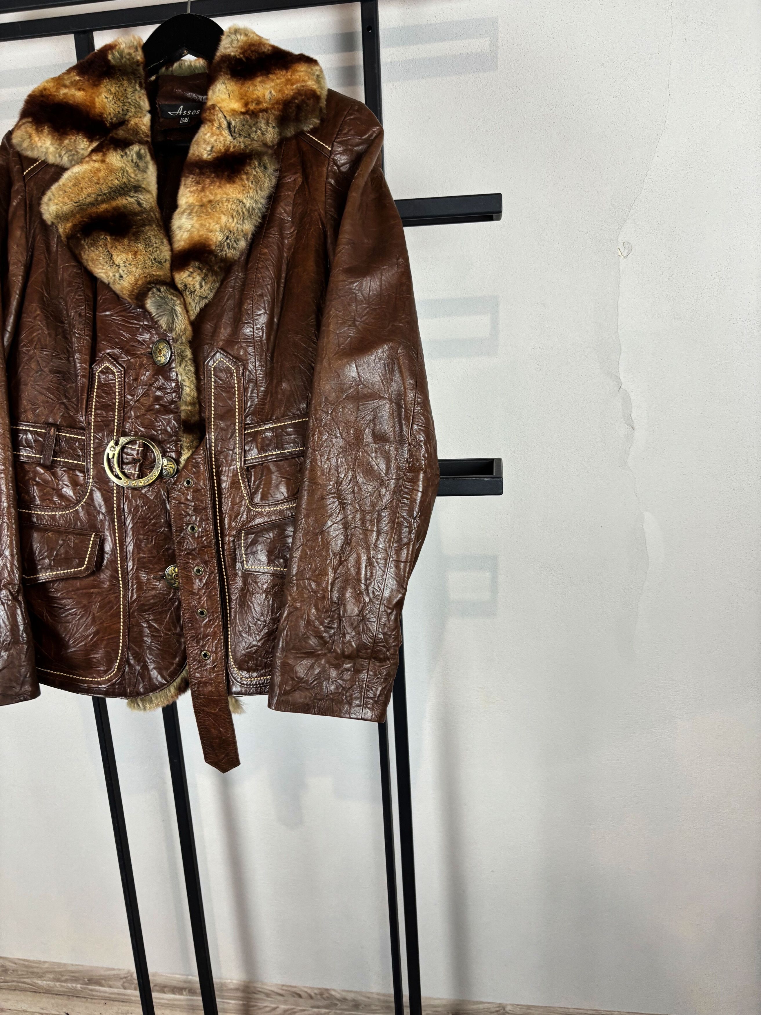 Japanese Brand Vintage Brown Leather Jacket Fur Collar Belted 90s Y2K Luxe Size US XS / EU 42 / 0 - 3 Thumbnail