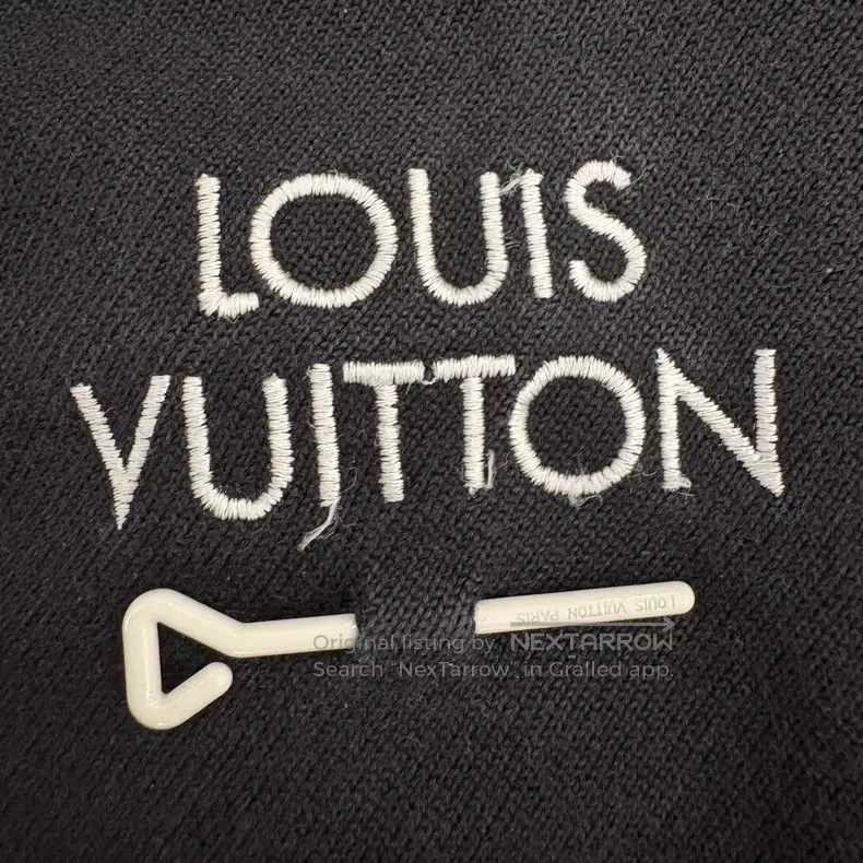 Louis Vuitton Louis Vuitton Embroidered monogrammed black pin knit short Size US S / EU 44-46 / 1 - 6 Thumbnail