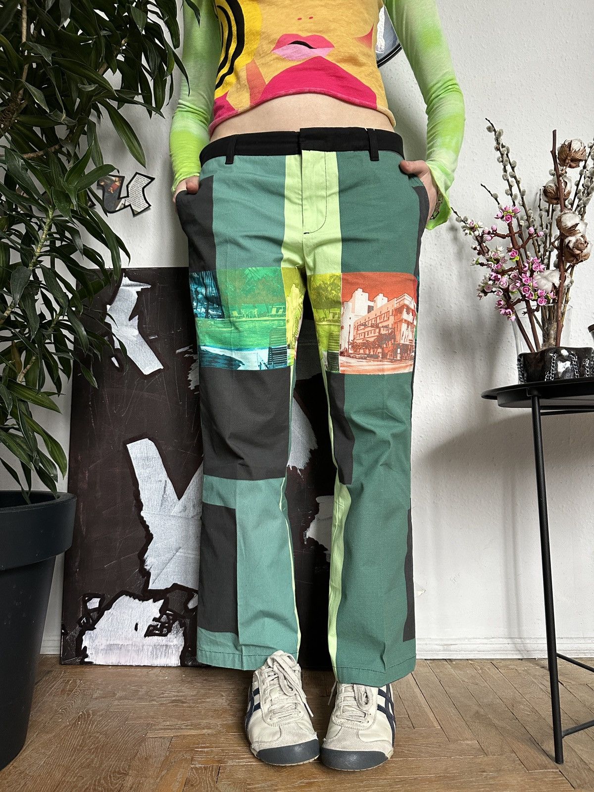 Custo Barcelona Deadstock Graphic Printed Futuristic Custo Barcelona Pants Size 27" / US 4 / IT 40 - 2 Thumbnail