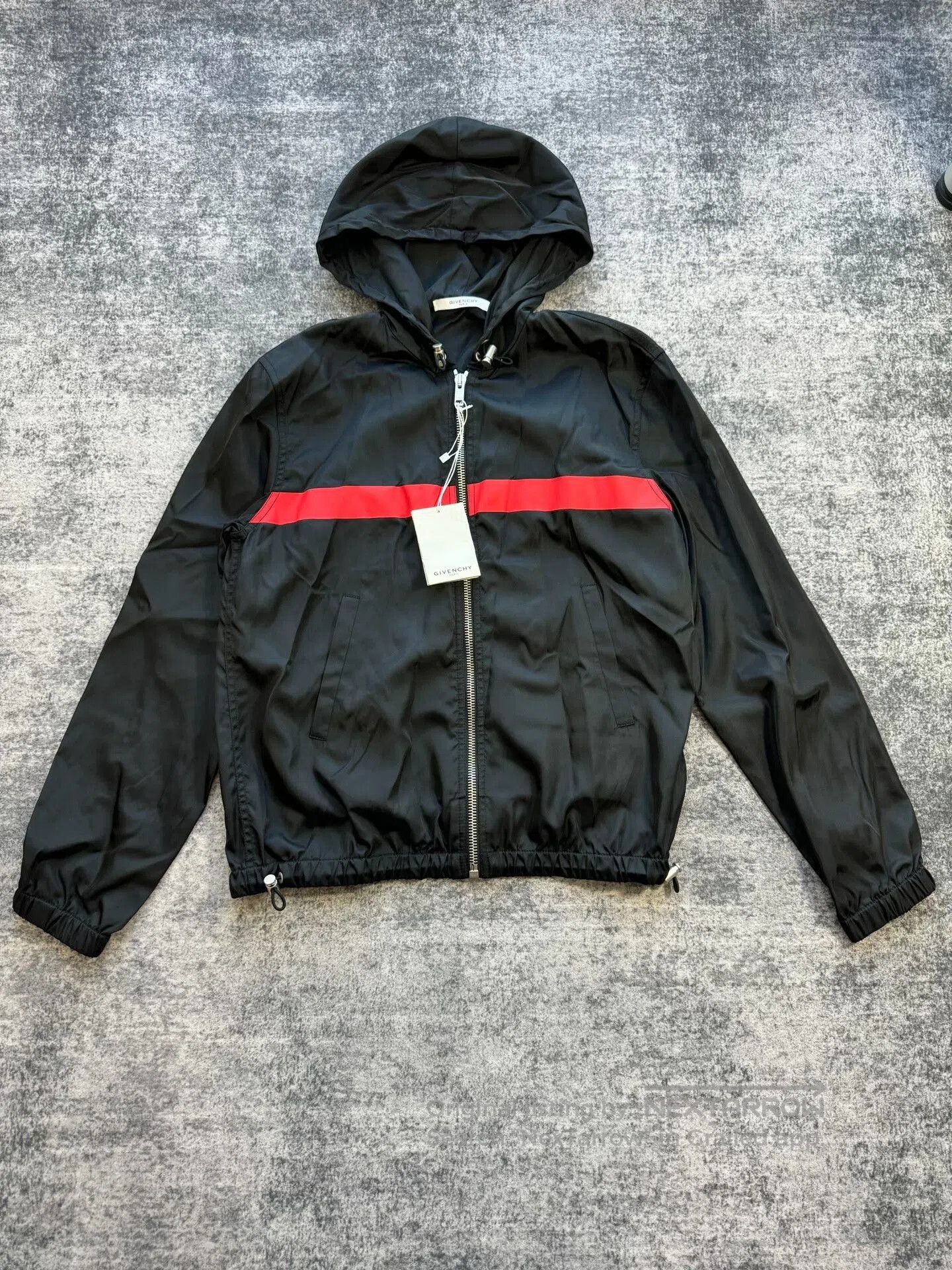 Givenchy Givenchy Black and Red Hooded Jacket. Size US L / EU 52-54 / 3 - 2 Thumbnail