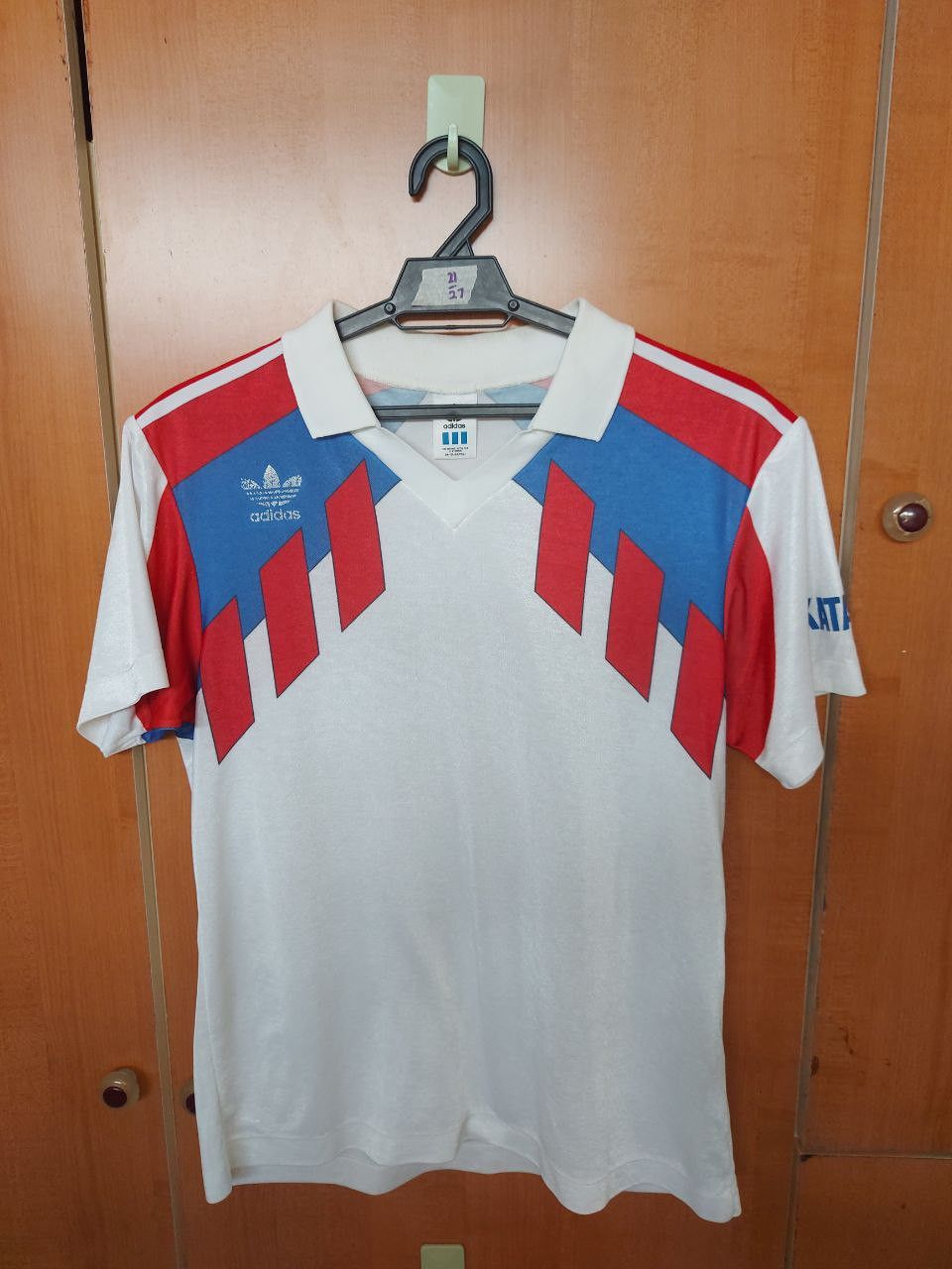 Adidas × Vintage Vintage Adidas Jersey Single Dingle Stitch Size US L / EU 52-54 / 3 - 1 Thumbnail