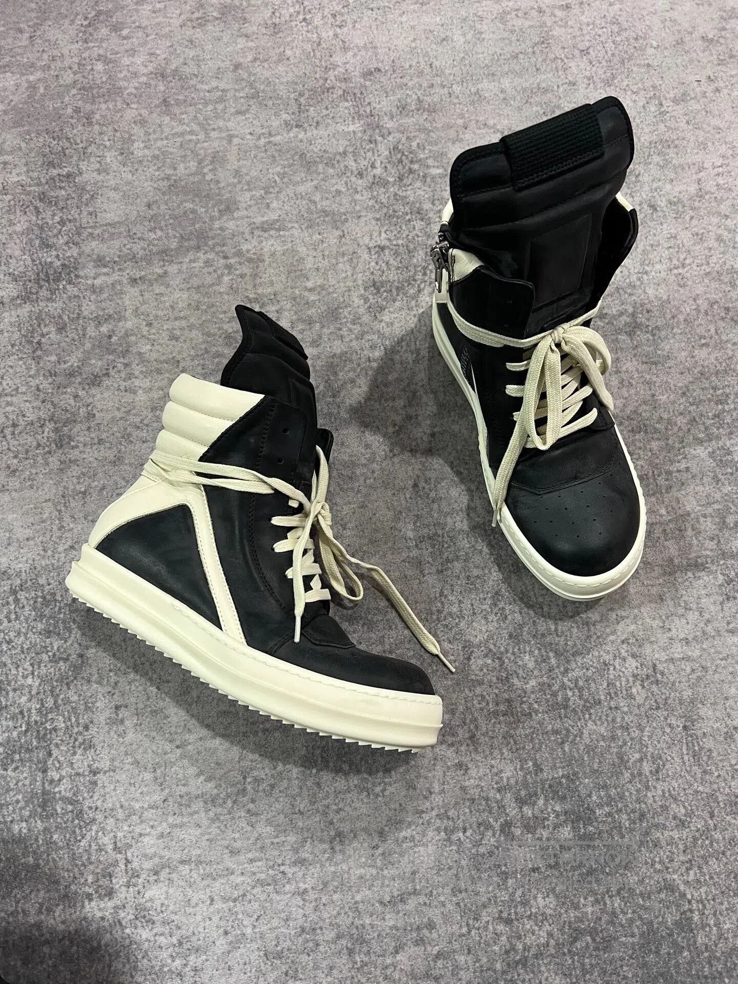 Rick Owens Rick Owens High-Top Black White Shoes. Size US 6 / IT 36 - 1 Thumbnail
