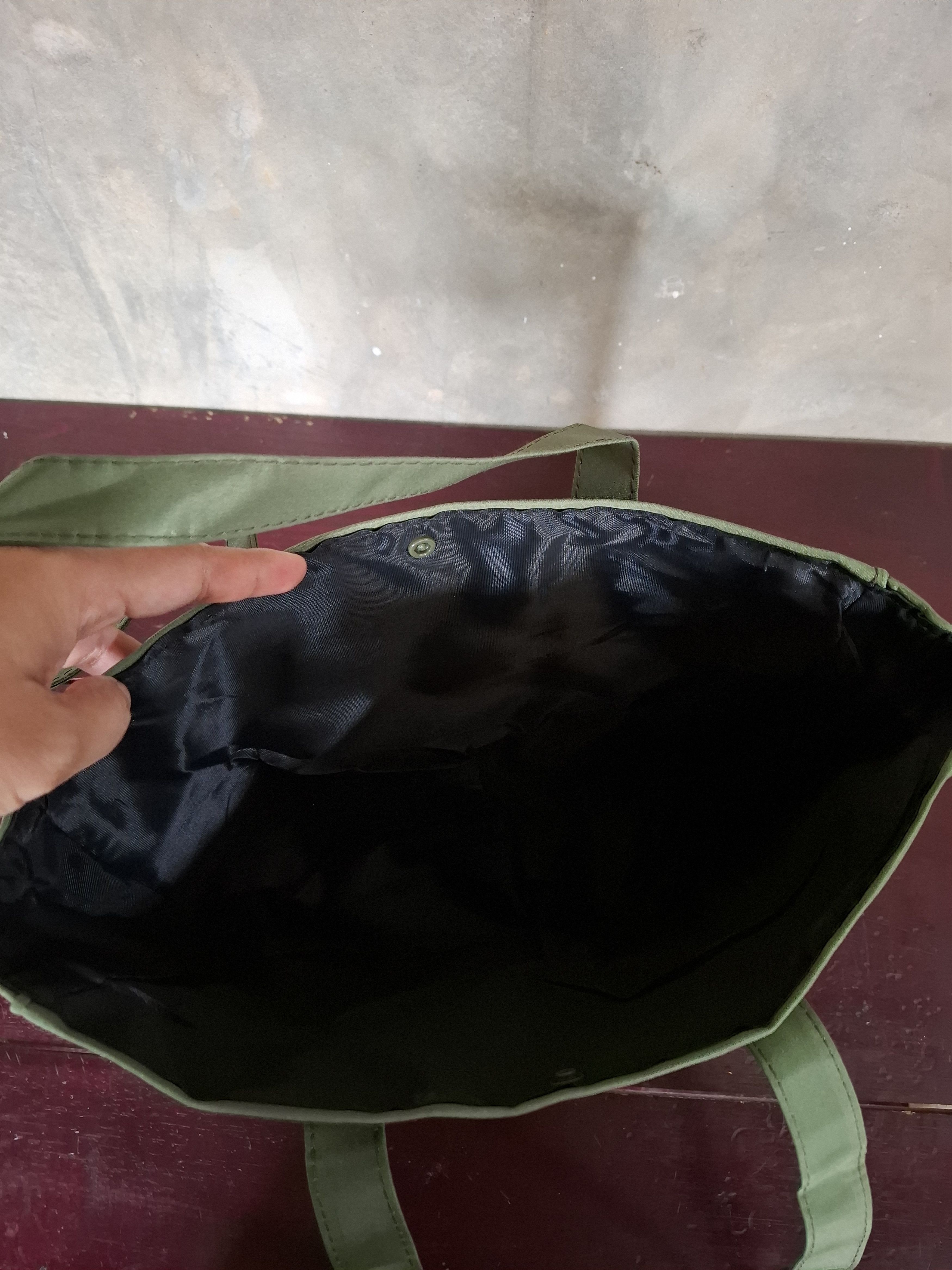 Stussy Stussy military green totebag japan appendix magazine Size ONE SIZE - 8 Thumbnail