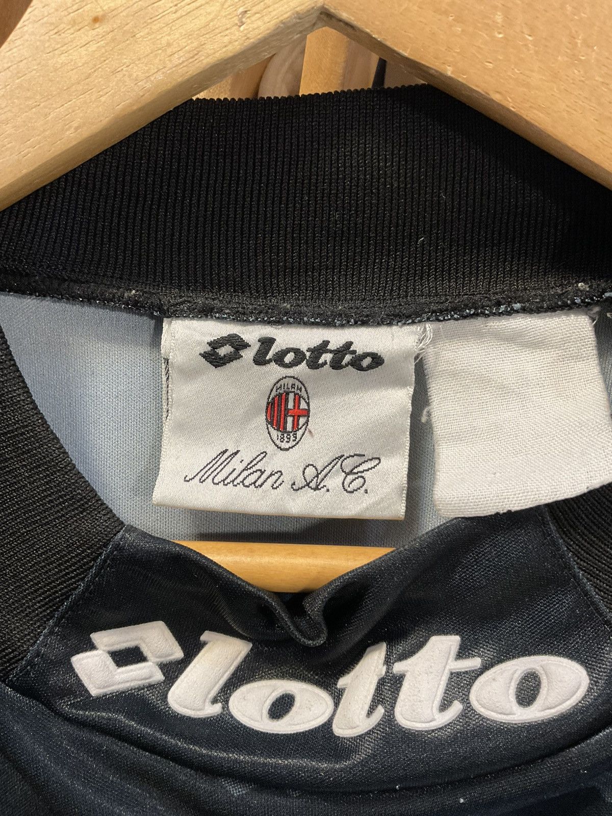 Vintage 1997-1998 AC Milan Goalkeeper Kit