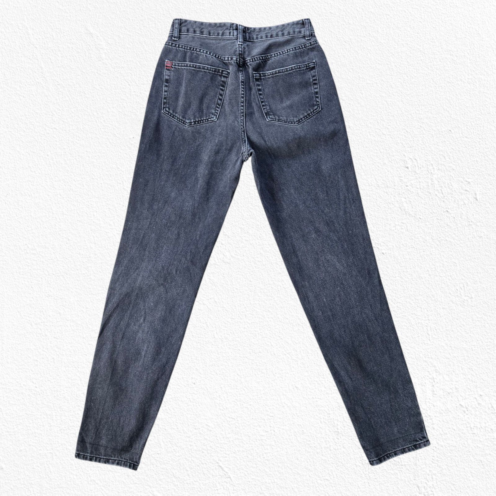 Bdg BDG Black Wash High Waisted Mom Fit Jeans Size 26 Size 26" / US 2 / IT 38 - 7 Thumbnail