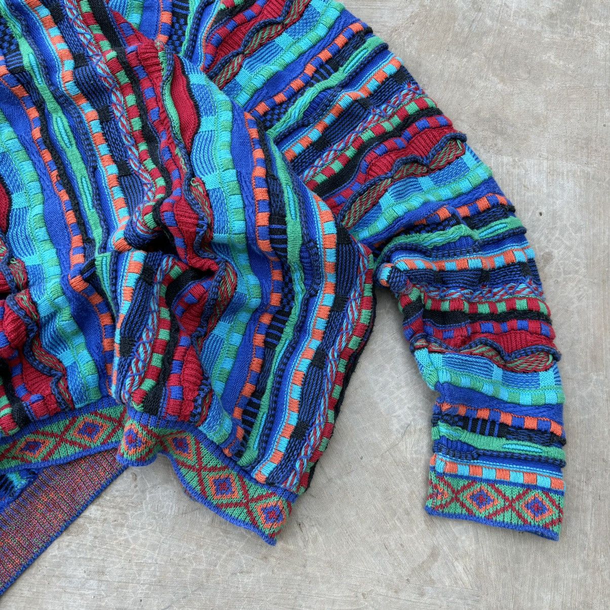 Coogi Crazy Vintage 90s Coogi 3D Knit Sweater Size US L / EU 52-54 / 3 - 4 Thumbnail