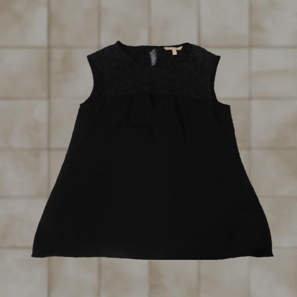Banana Republic Banana Republic Blouse Womens 8 Black Solid Crew Neck Sleeveless Pullover Casual Modal Spandex Rayon Basic Classic Stretch Regu lar Size M / US 6-8 / IT 42-44 - 1 Thumbnail