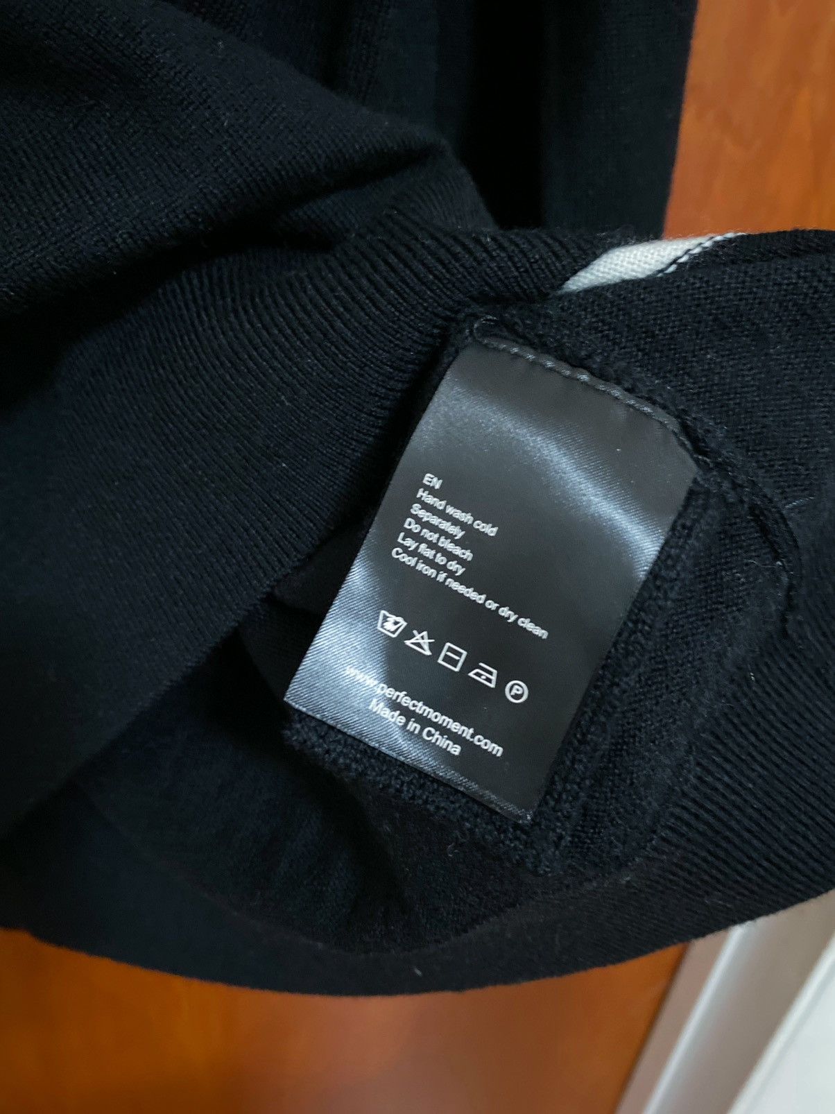 Perfect Moment Perfect Moment Black 'Ski' Sweater size XXL Size US XXL / EU 58 / 5 - 9 Thumbnail