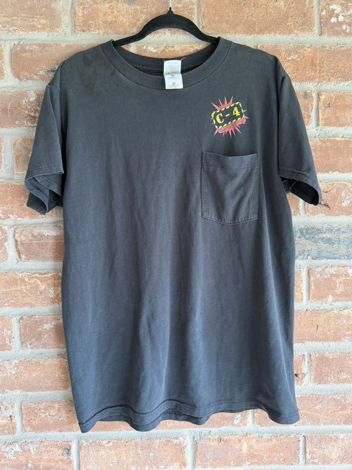 Fruit Of The Loom Vintage C-4 Energy T Medium Black Pocket Tee Graphic USA Size US L / EU 52-54 / 3 - 2 Thumbnail