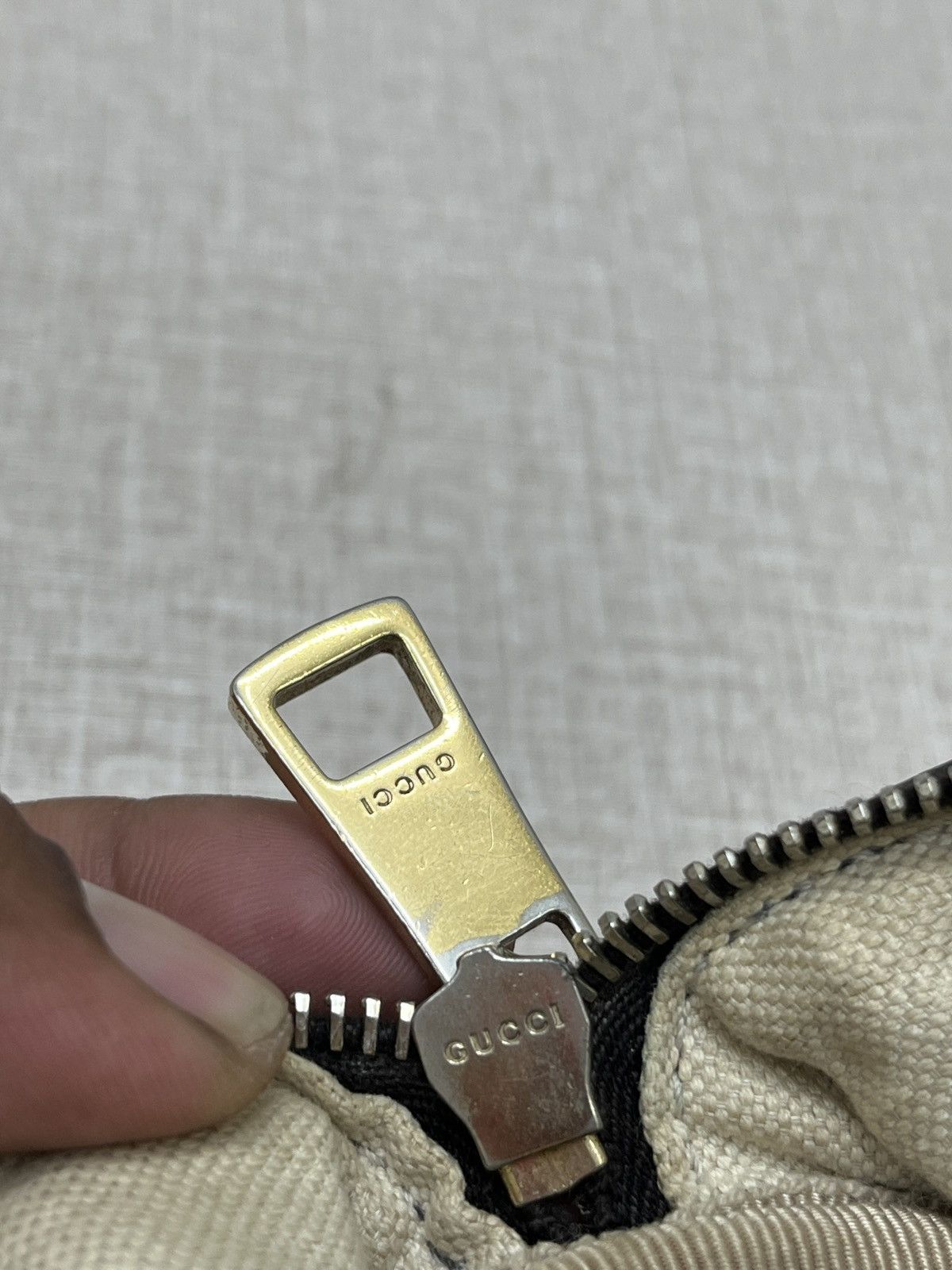 Gucci 🔥🔥🔥STEALS GUCCI BOSTON BAG Size ONE SIZE - 24 Thumbnail