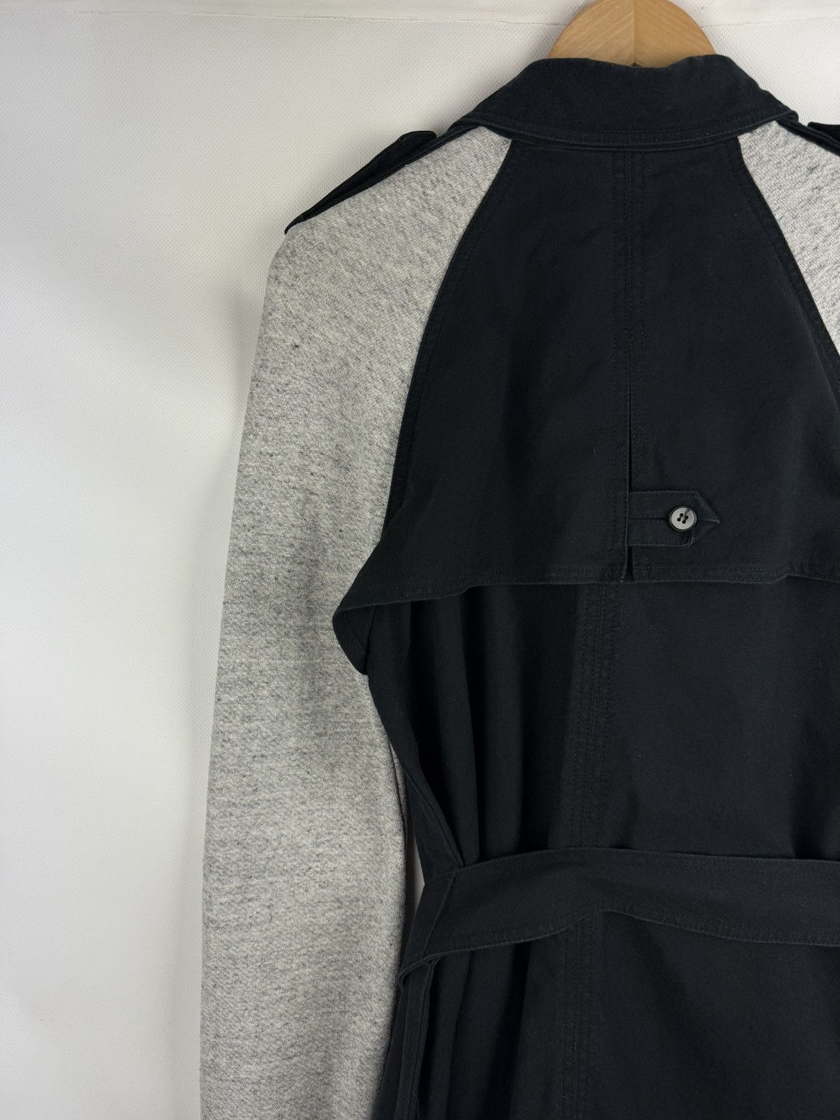 Alexander Wang Alexander Wang Ladies Belted Trench Coat Jacket Size 10 Size L / US 10 / IT 46 - 16 Thumbnail