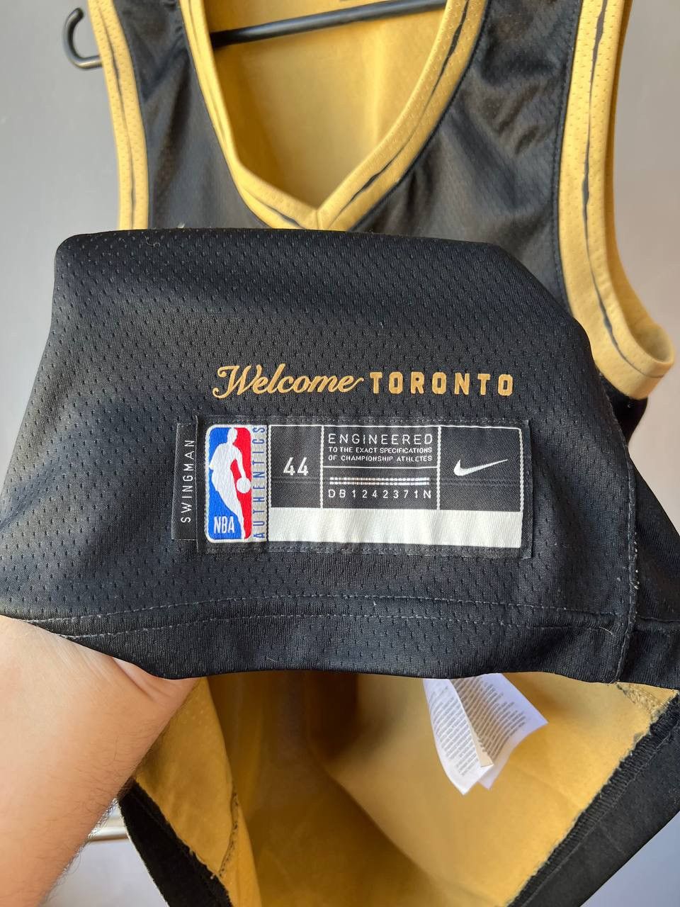 NBA 2020 TORONTO RAPTORS #43 SIAKAM SWINGMAN BASKETBALL JERSEY Size US M / EU 48-50 / 2 - 8 Thumbnail