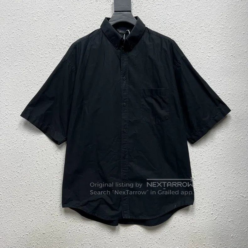 Balenciaga Balenciaga Tape Logo Black Short Sleeve Shirt Size XS / US 0-2 / IT 36-38 - 1 Thumbnail