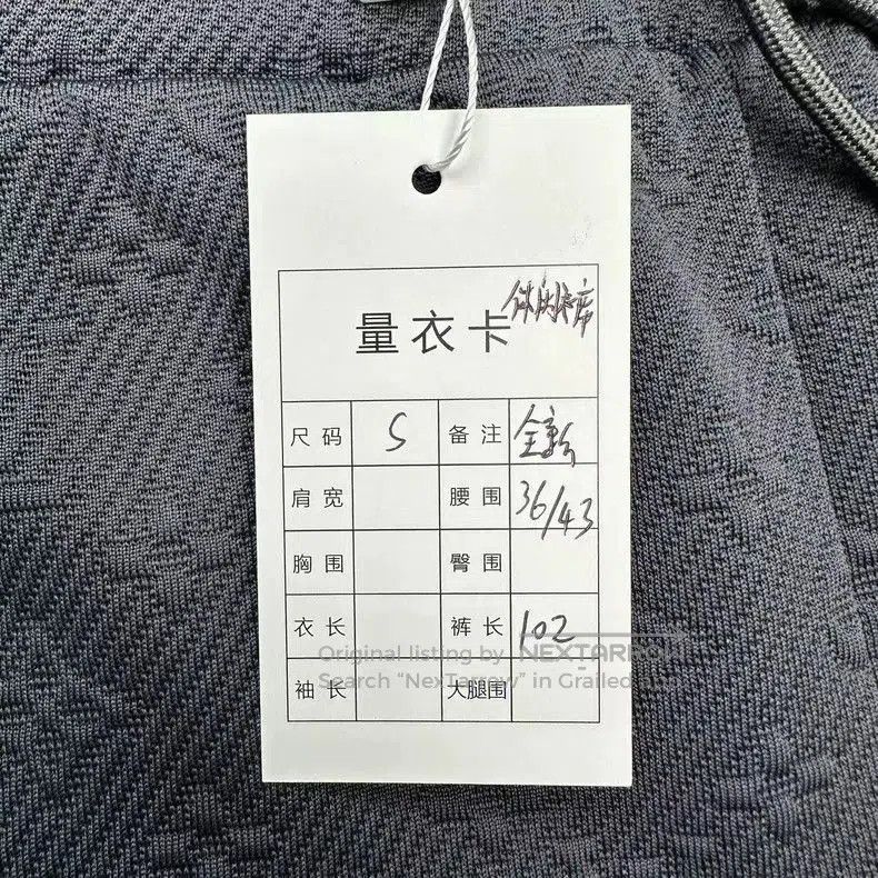 Other Louis Vuitton embossed all. Size US 30 / EU 46 - 5 Thumbnail