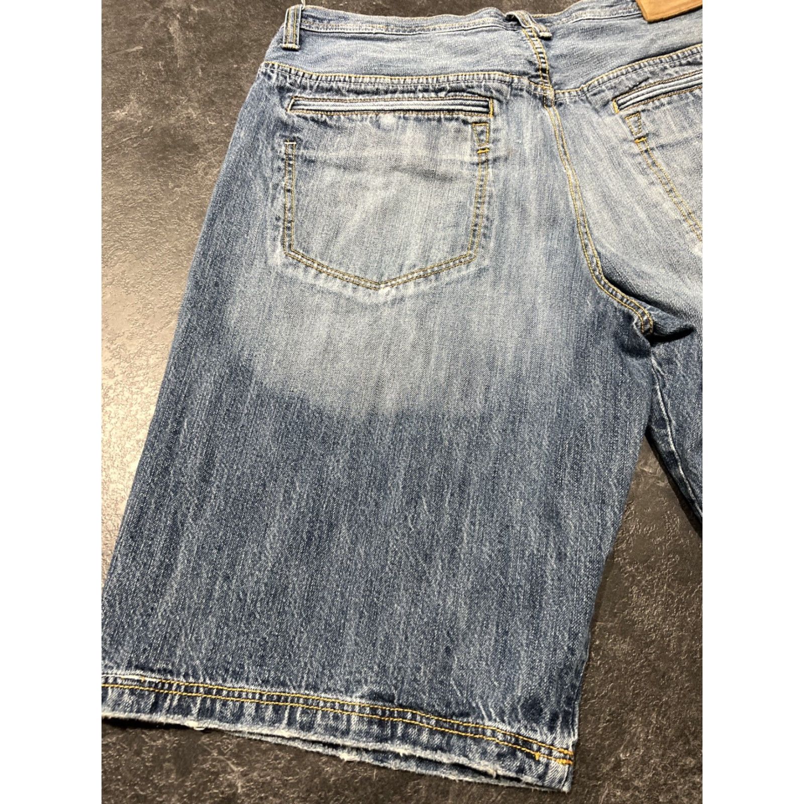 Rocawear VINTAGE Rocawear Baggy Skater Grunge Hip Hop Y2K Jeans Shorts Men 38 Blue JNCO Pockets Regular Size 38 Mens Size US 38 / EU 54 - 2 Thumbnail