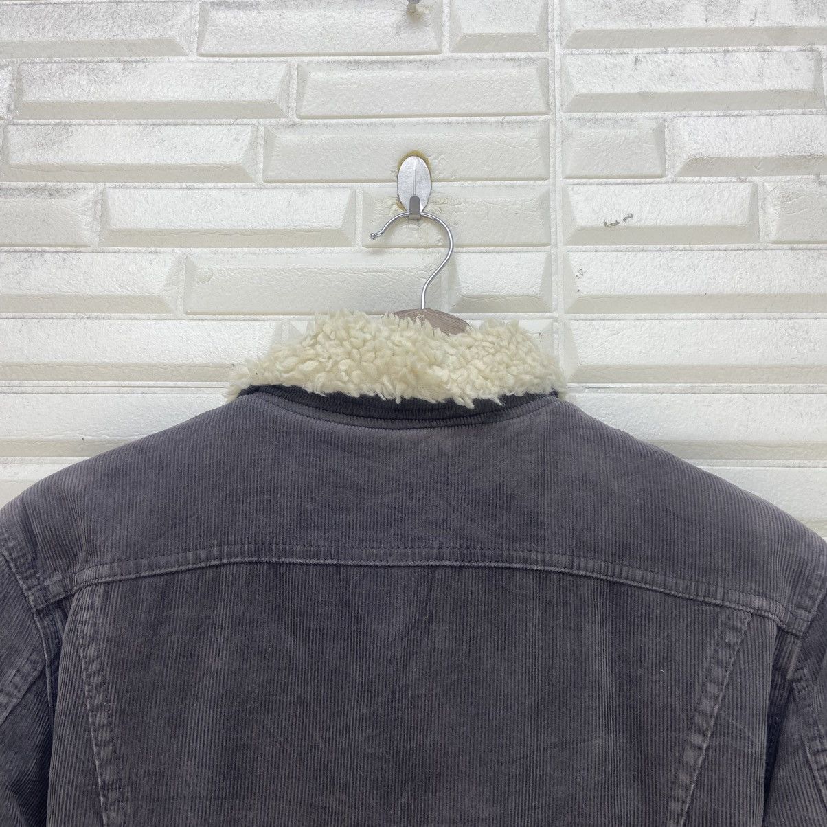 Lee Vintage Lee Storm Rider Corduroy Sherpa Trucker Jacket Size US S / EU 44-46 / 1 - 13 Thumbnail