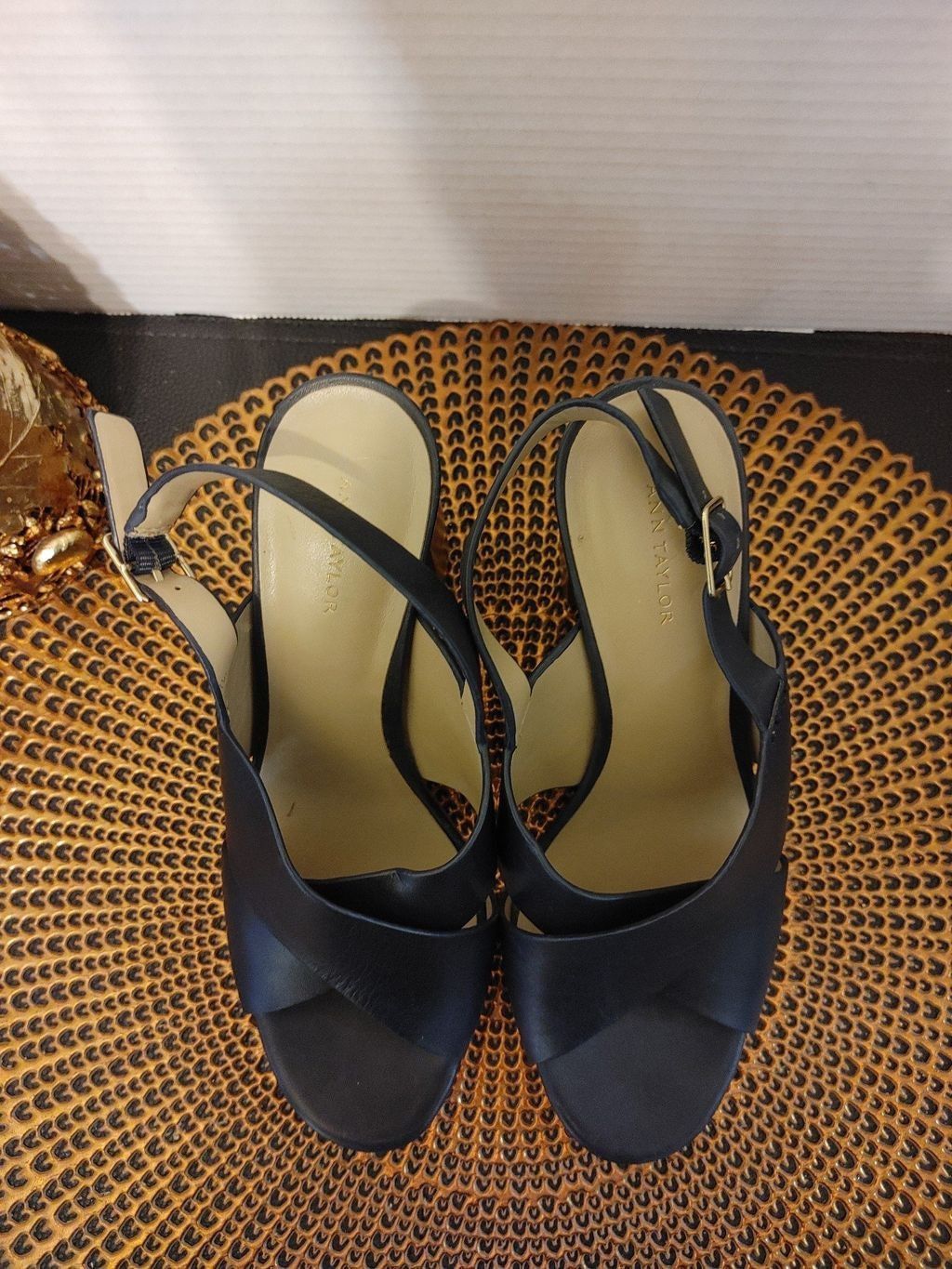 Ann Taylor Ann Taylor Leather Peep Toes Size 7.5 Size US 7.5 / IT 37.5 - 3 Thumbnail