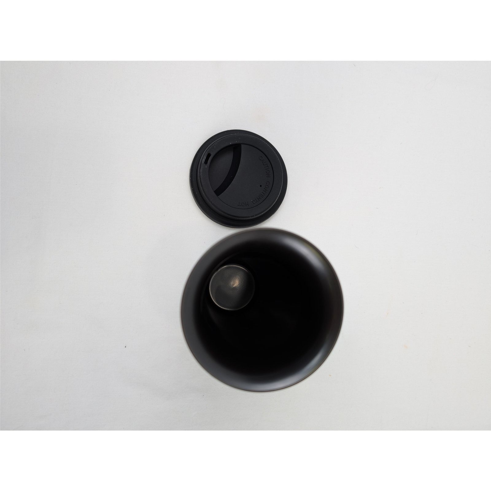 Saint Laurent Paris o1rshd1 Q:3 / Ceramic Mug “Coffee Cup" in Black Size ONE SIZE - 4 Thumbnail
