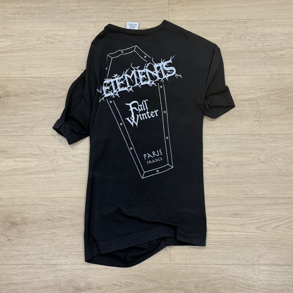Vetements Vetements AW18 deconstructed pinch skull stretch shirt