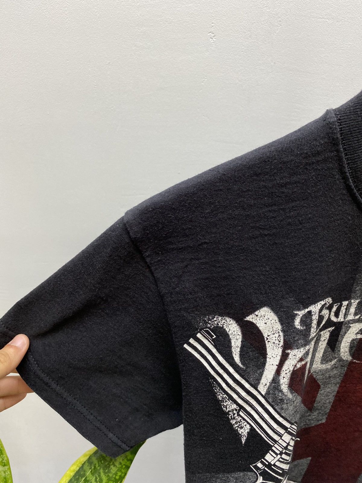 Band Tees × Vintage 00s Vintage Bullet For My Valentine Skull Guns T-Shirt Size US M / EU 48-50 / 2 - 14 Thumbnail