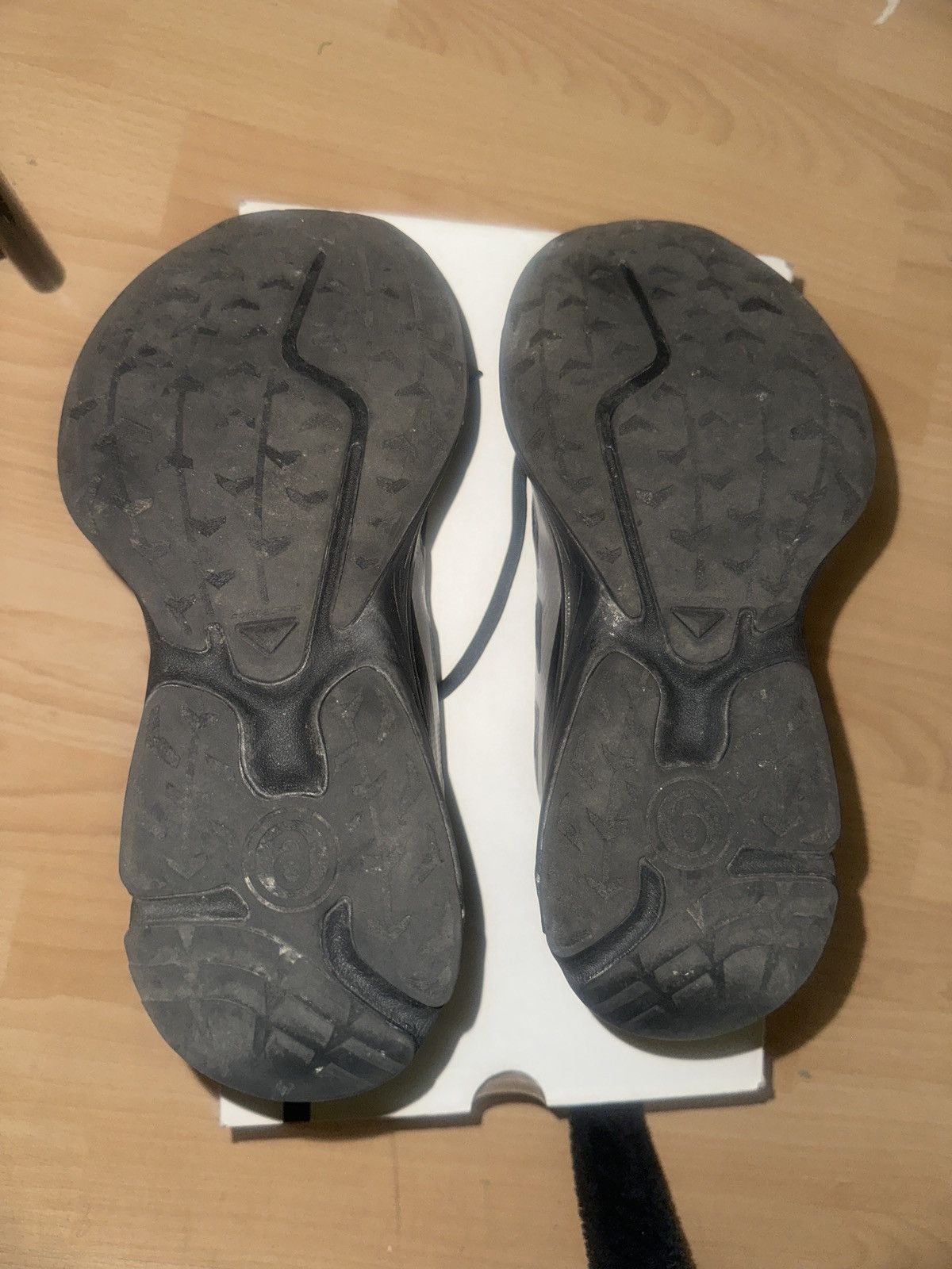 Maison Margiela × Salomon Salomon x Maison Margiela Size US 7 / EU 40 - 4 Thumbnail