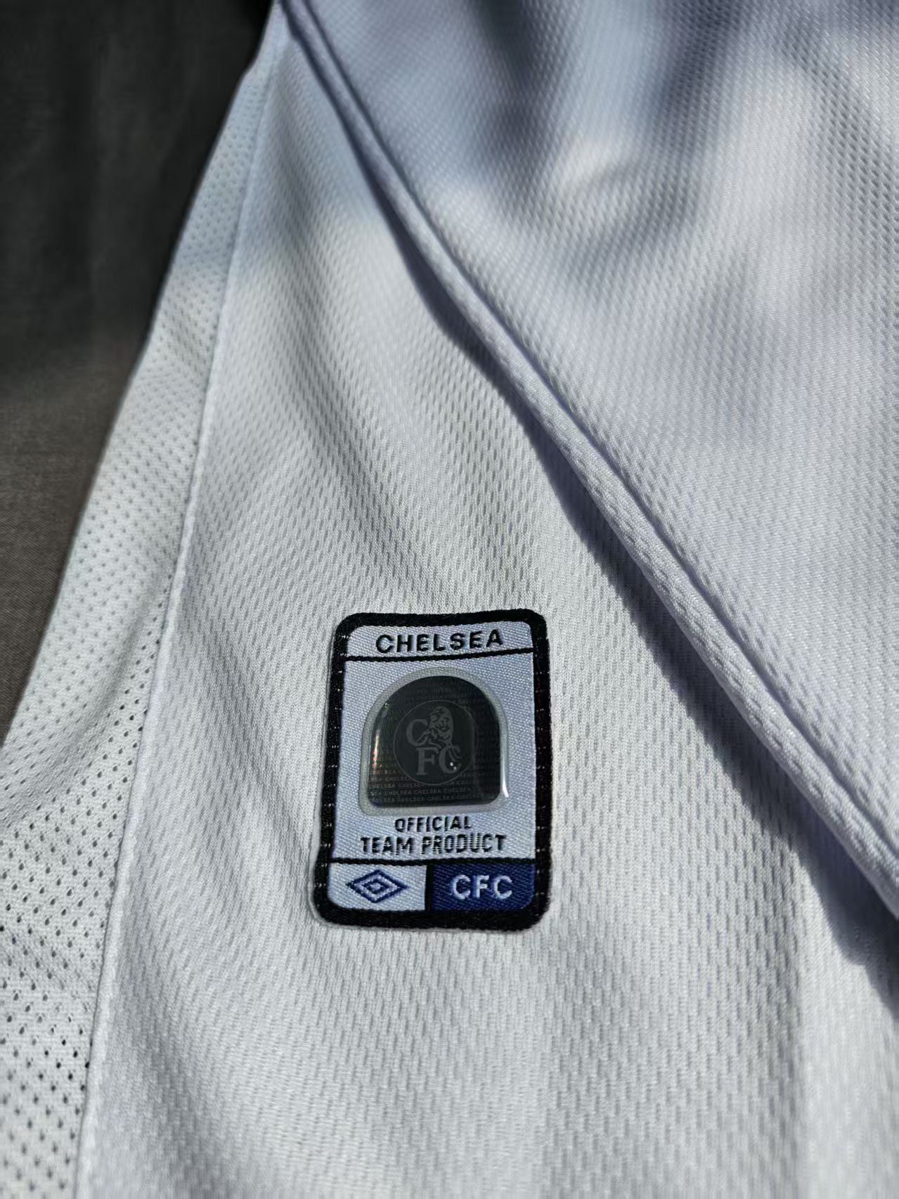 Other Chelsea Jersey Away 2003 05 Season Size US L / EU 52-54 / 3 - 2 Thumbnail
