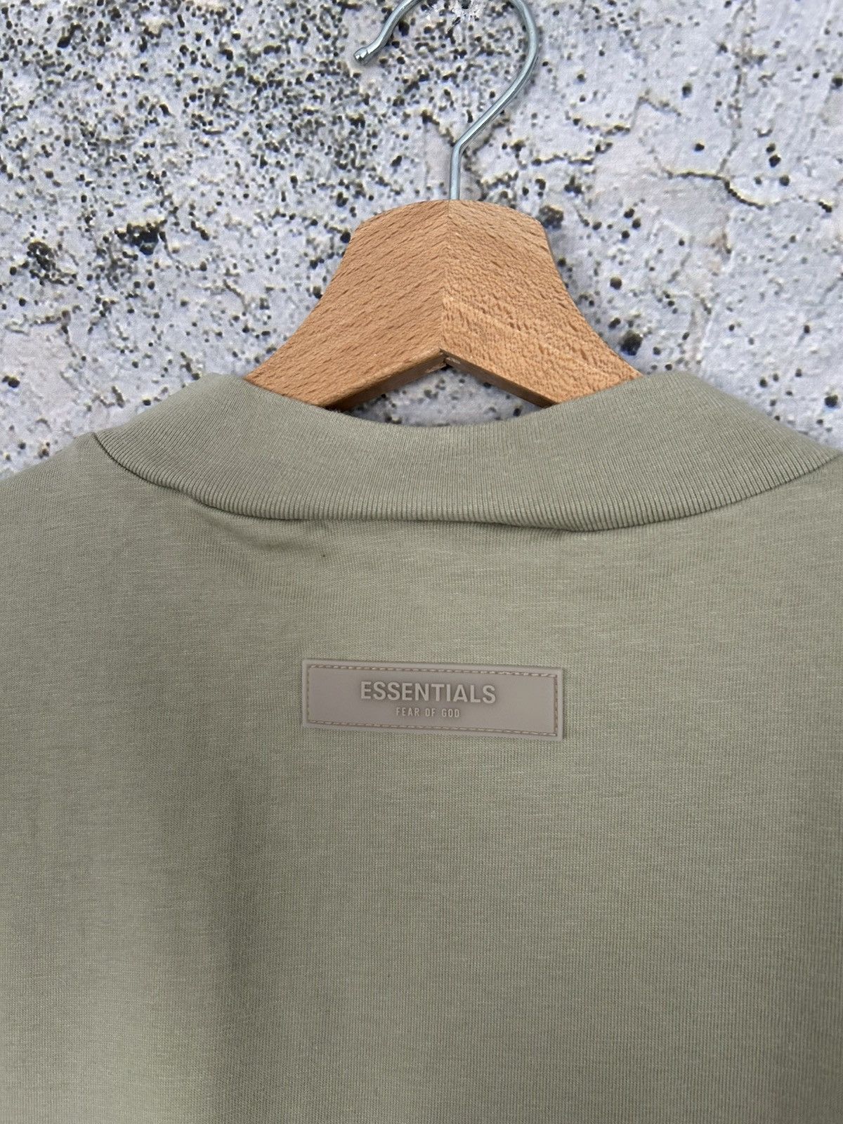Essentials Fear Of God Essentials Green Beige Streetwear Baggy Tee Size US S / EU 44-46 / 1 - 5 Thumbnail