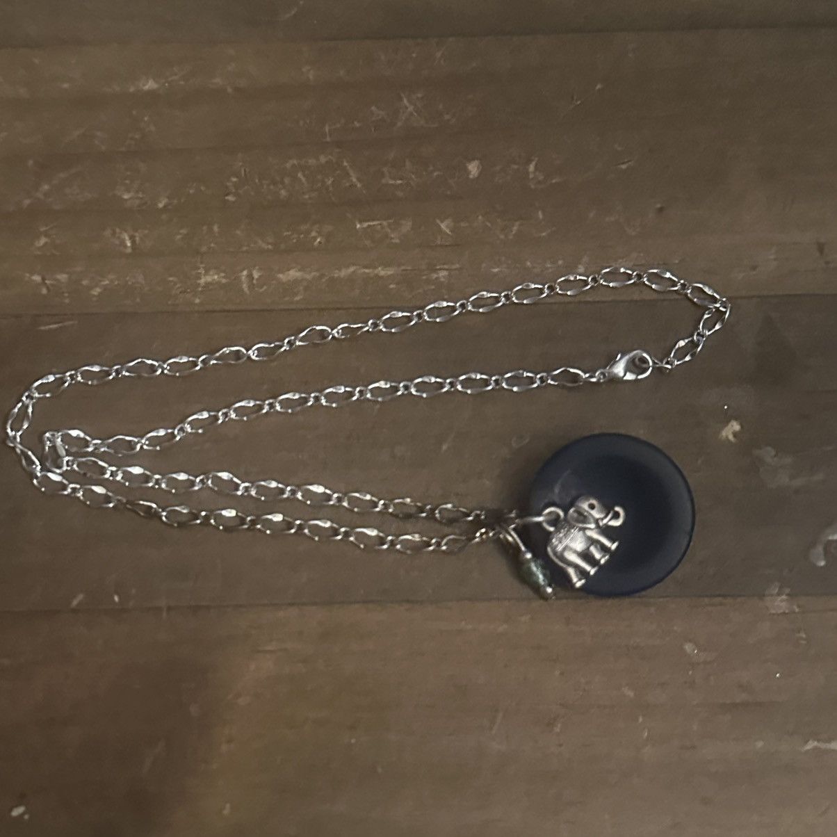 Other Silver tone glass pendant with elephant charm necklace Size ONE SIZE - 2 Thumbnail