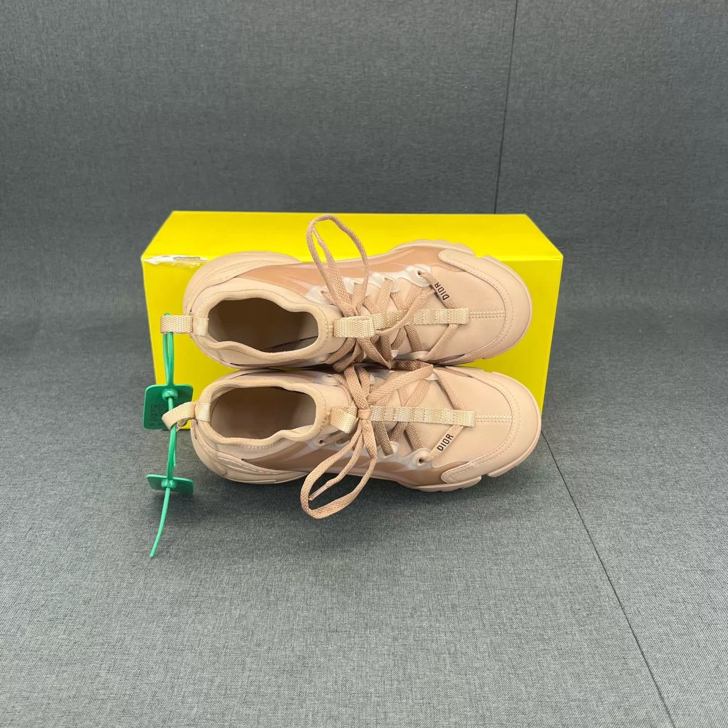 Dior Dior D-Connect Nude 35 Like New (Box & Accs) Size US 4.5 / IT 34.5 - 8 Thumbnail