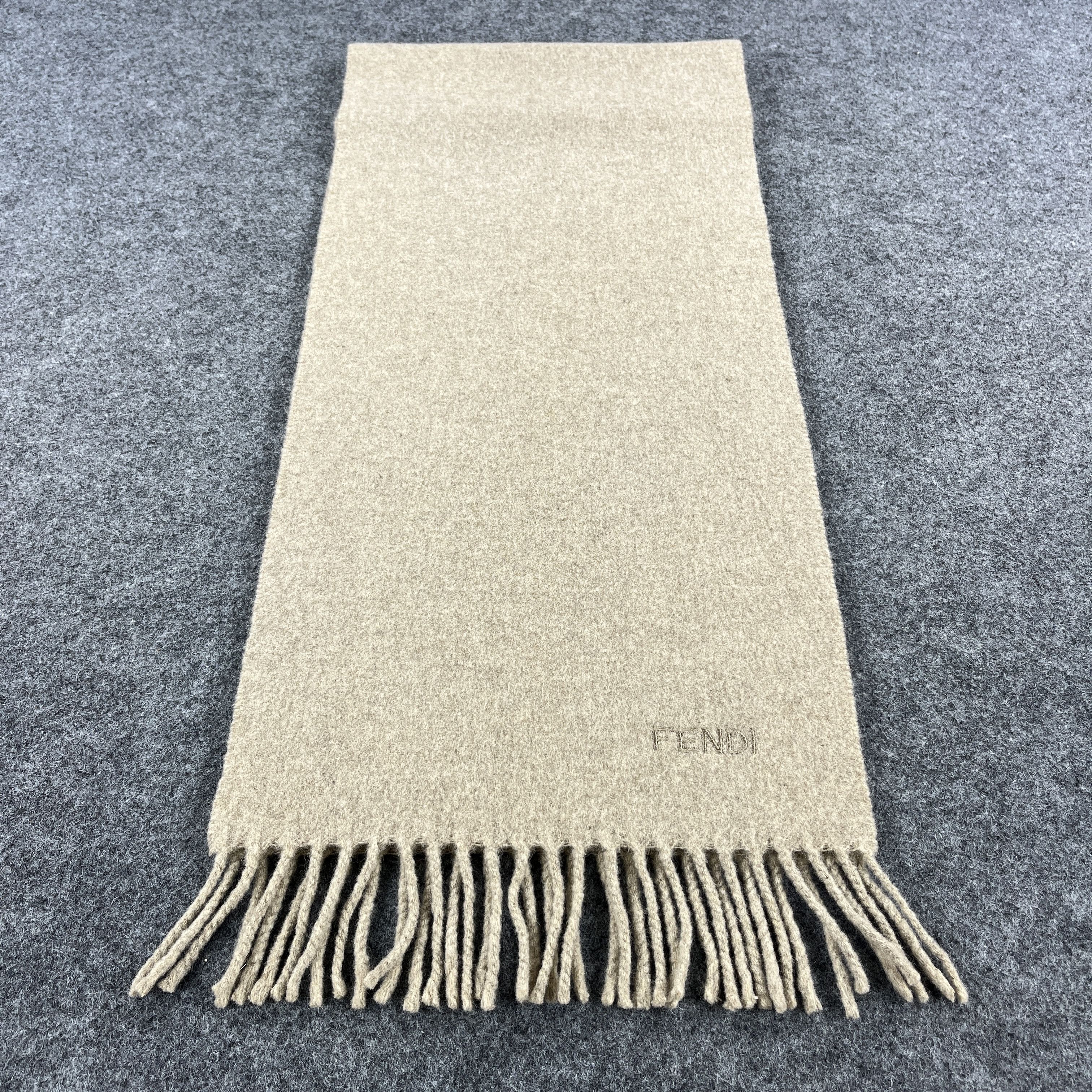 Fendi Fendi Scarf / Muffler / Neckwear T1483 Size ONE SIZE - 2 Thumbnail