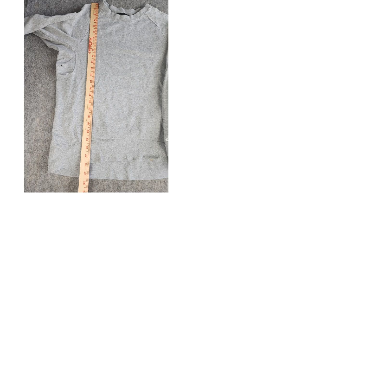 Nike Nike SB Sweatshirt Womens Small Long Sleeve Gray Distressed - Vintage Size S / US 4 / IT 40 - 9 Thumbnail