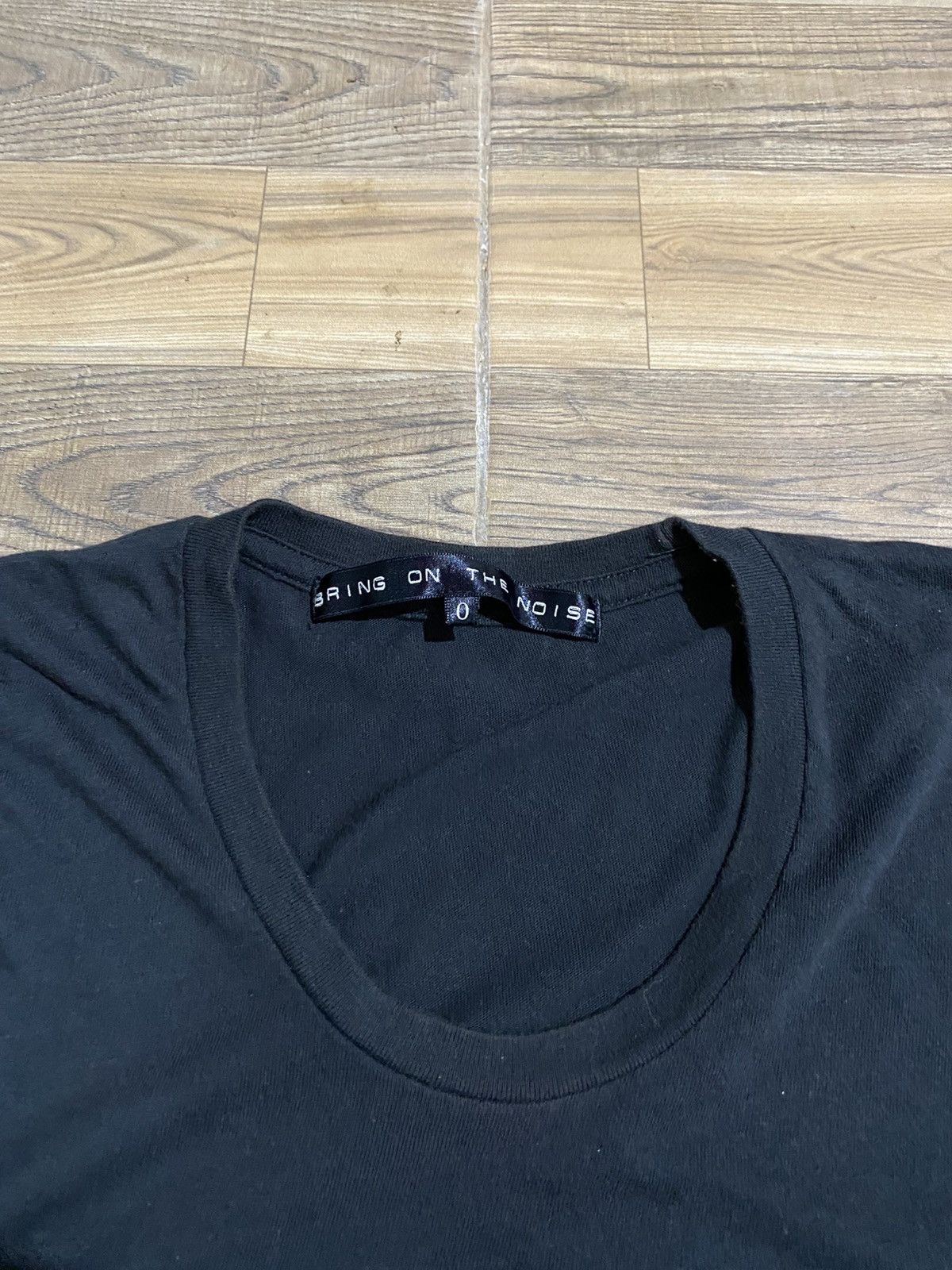 Japanese Brand BRING ON THE NOISE PORTRAIT OF AN HONEST COP SHORT TEE Size US S / EU 44-46 / 1 - 3 Thumbnail