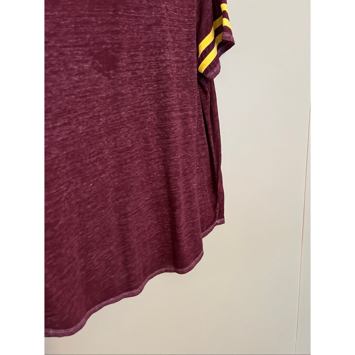 Other Maurices 24/7 Maroon And Yellow T-Shirt Woman’s Size 0X Size XL / US 12-14 / IT 48-50 - 5 Thumbnail
