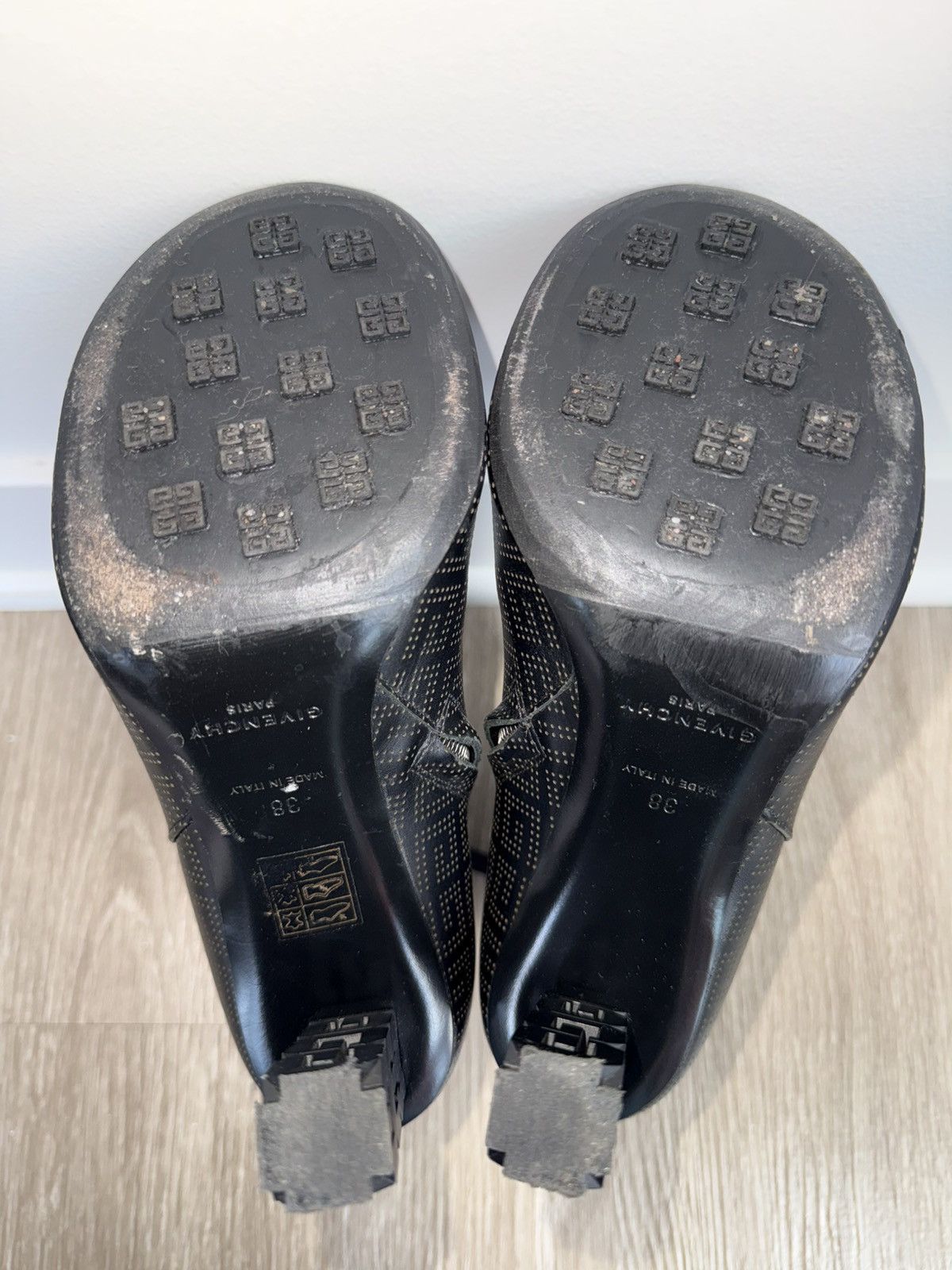 Givenchy Givenchy G cube Ankle Boots Size US 7.5 / IT 37.5 - 5 Thumbnail