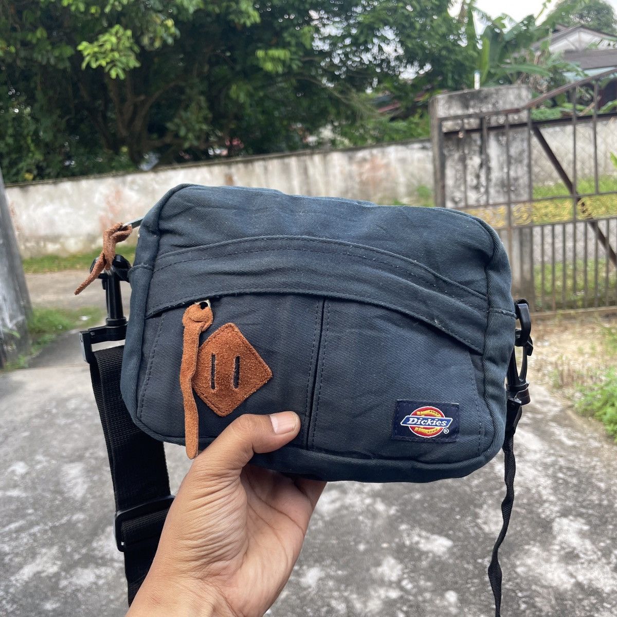 Dickies × Japanese Brand Dickies Sling Bag Size ONE SIZE - 4 Thumbnail