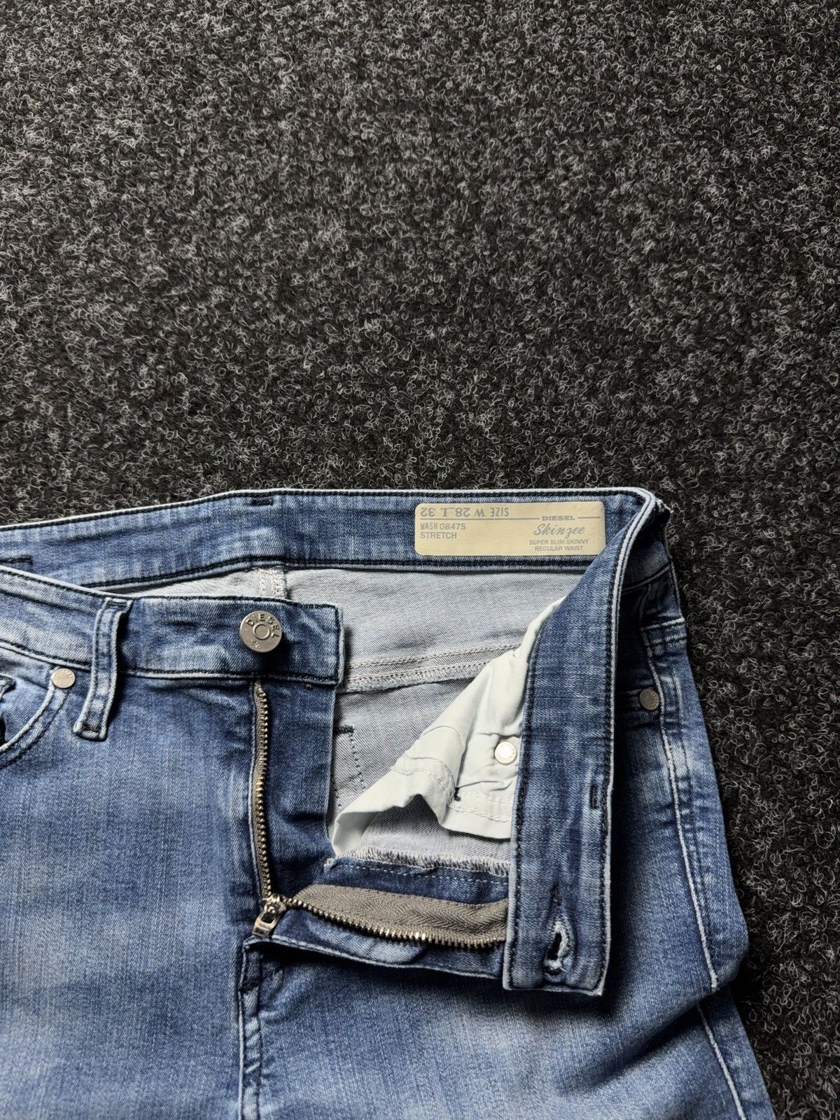Diesel 00s Luxury Diesel Skinzee Super Skinny Jeans Y2K Low Rise Size 28" / US 6 / IT 42 - 8 Thumbnail