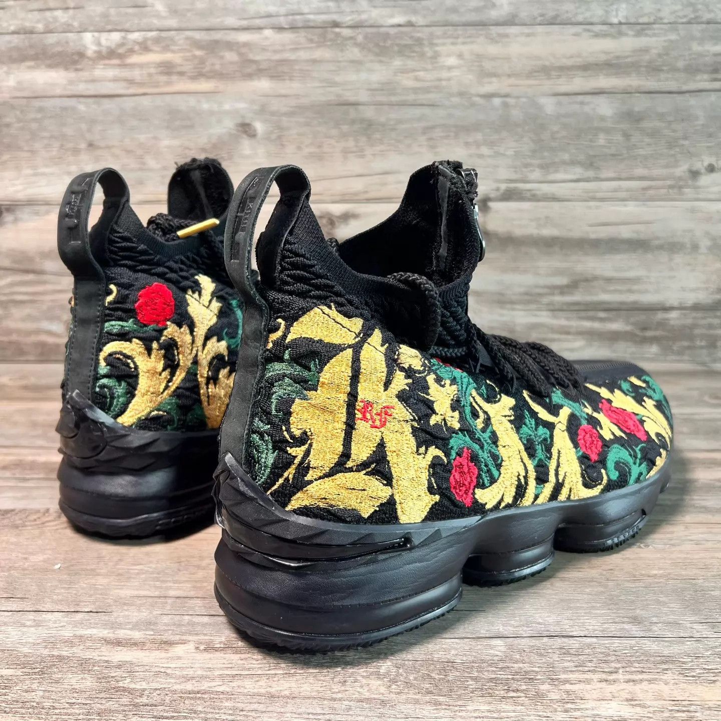 Nike Nike LeBron 15 KITH Black Gold Floral Zip 45 Size US 11 / EU 44 - 3 Thumbnail