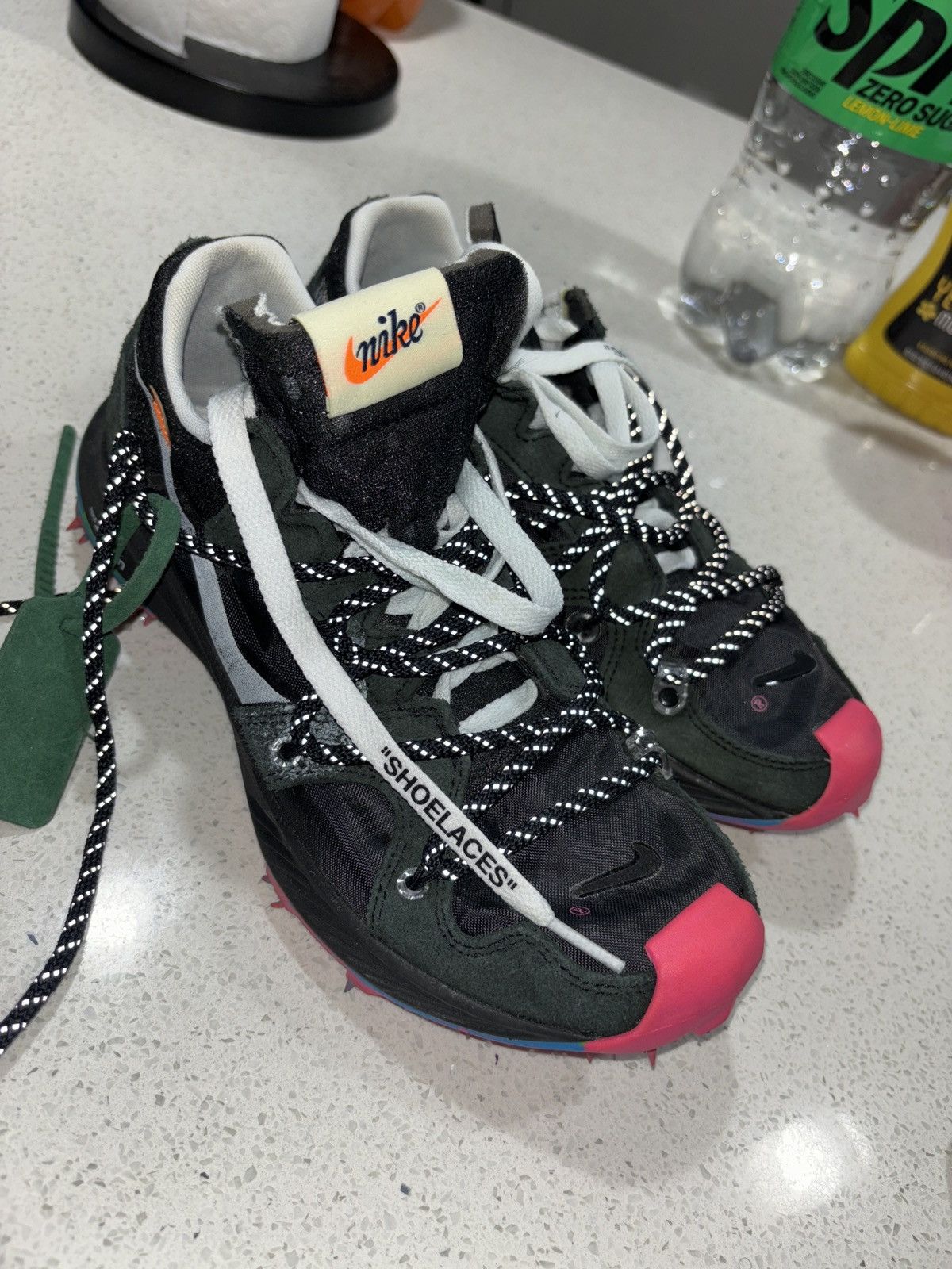 Nike × Off-White Off white x Wmns Air Zoom Terra Kiger 5 Size US 7.5 / IT 37.5 - 2 Thumbnail