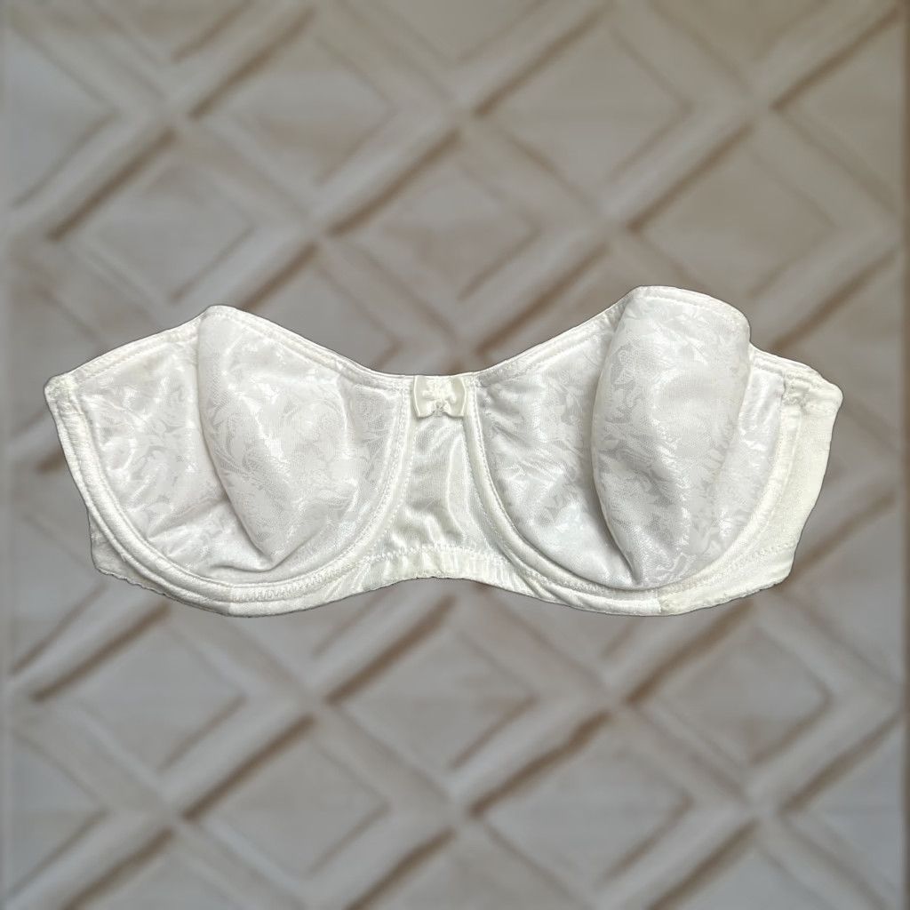 Vintage Unbranded Bandeau Strapless Underwired Bra Women 34B White Unpadded Bow Hook&Eye Size ONE SIZE - 1 Thumbnail