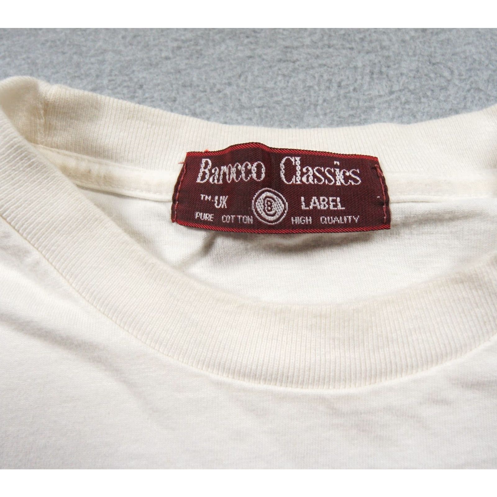 Vintage VINTAGE Barocco Classics Shirt Mens Large White Graphic Tee Crewneck Jeans Size US L / EU 52-54 / 3 - 6 Thumbnail
