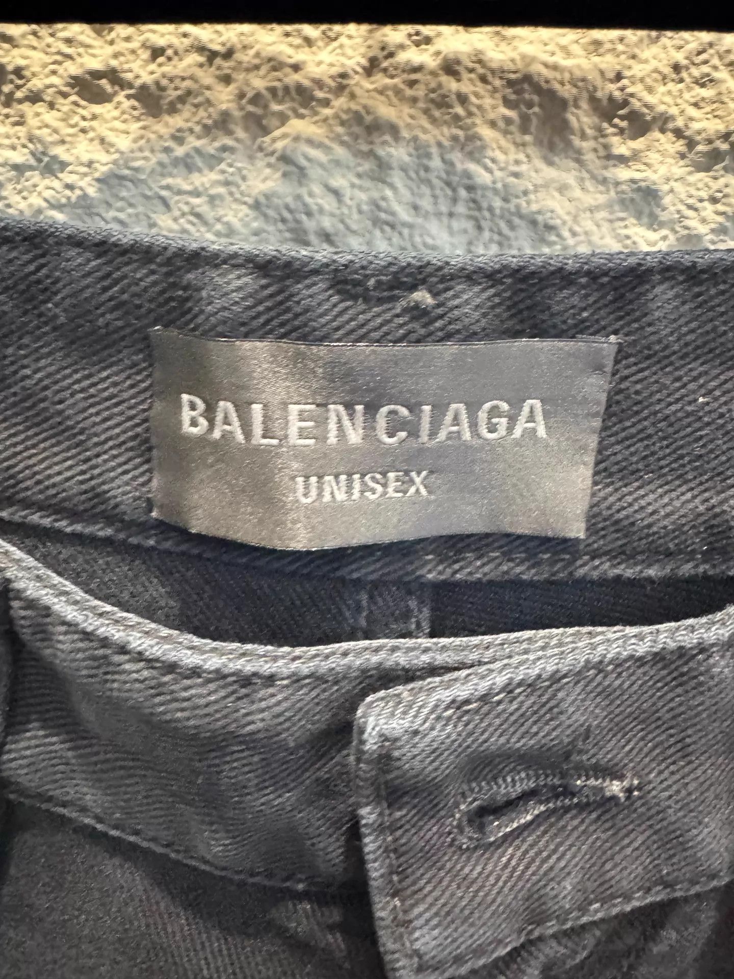 Balenciaga Balenciaga Unisex Denim Loose Raw Hem Black Short Size US 29 - 2 Thumbnail