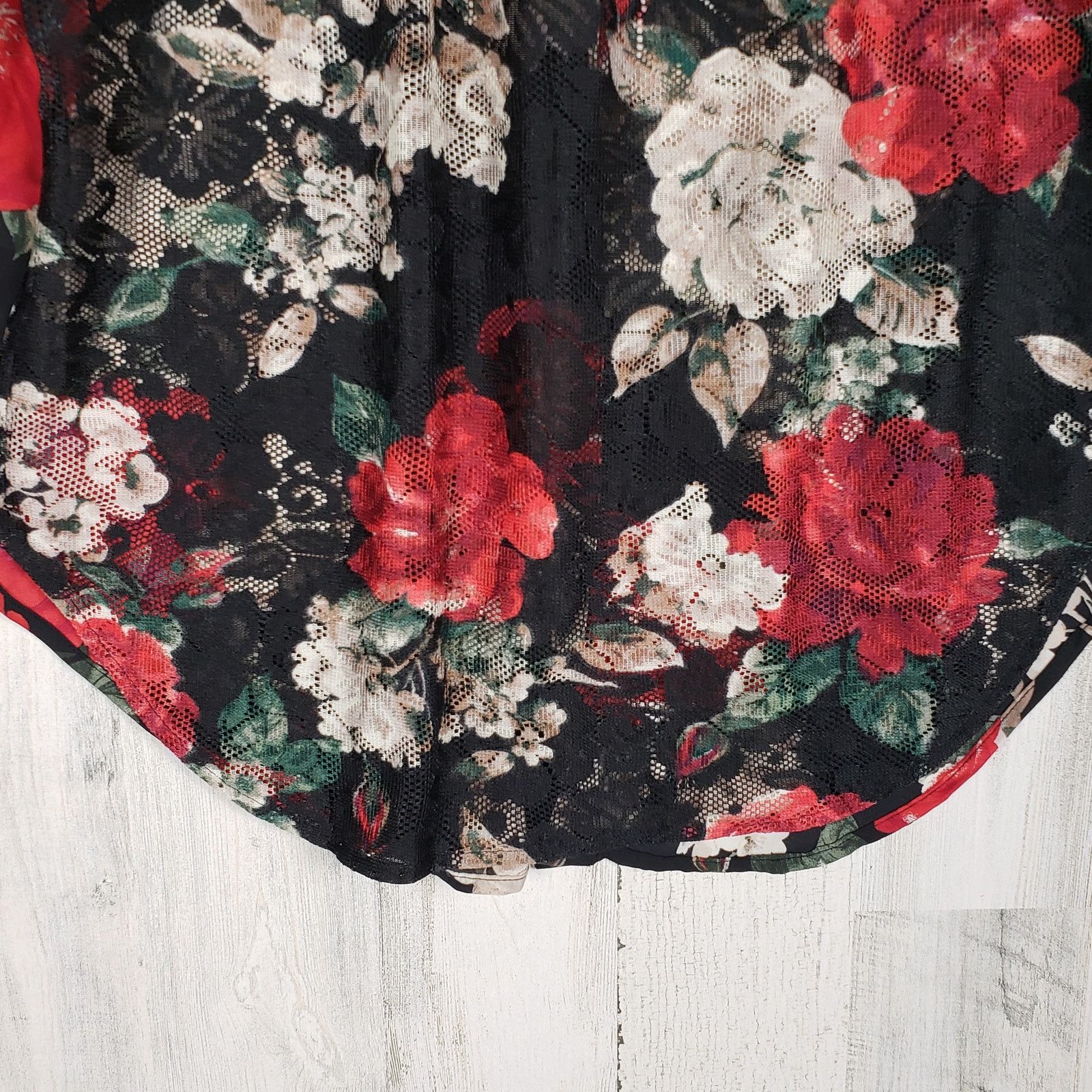 Other Fig + Flower Floral Long Sleeve Button Down Petite Medium PM Size M / US 6-8 / IT 42-44 - 10 Thumbnail