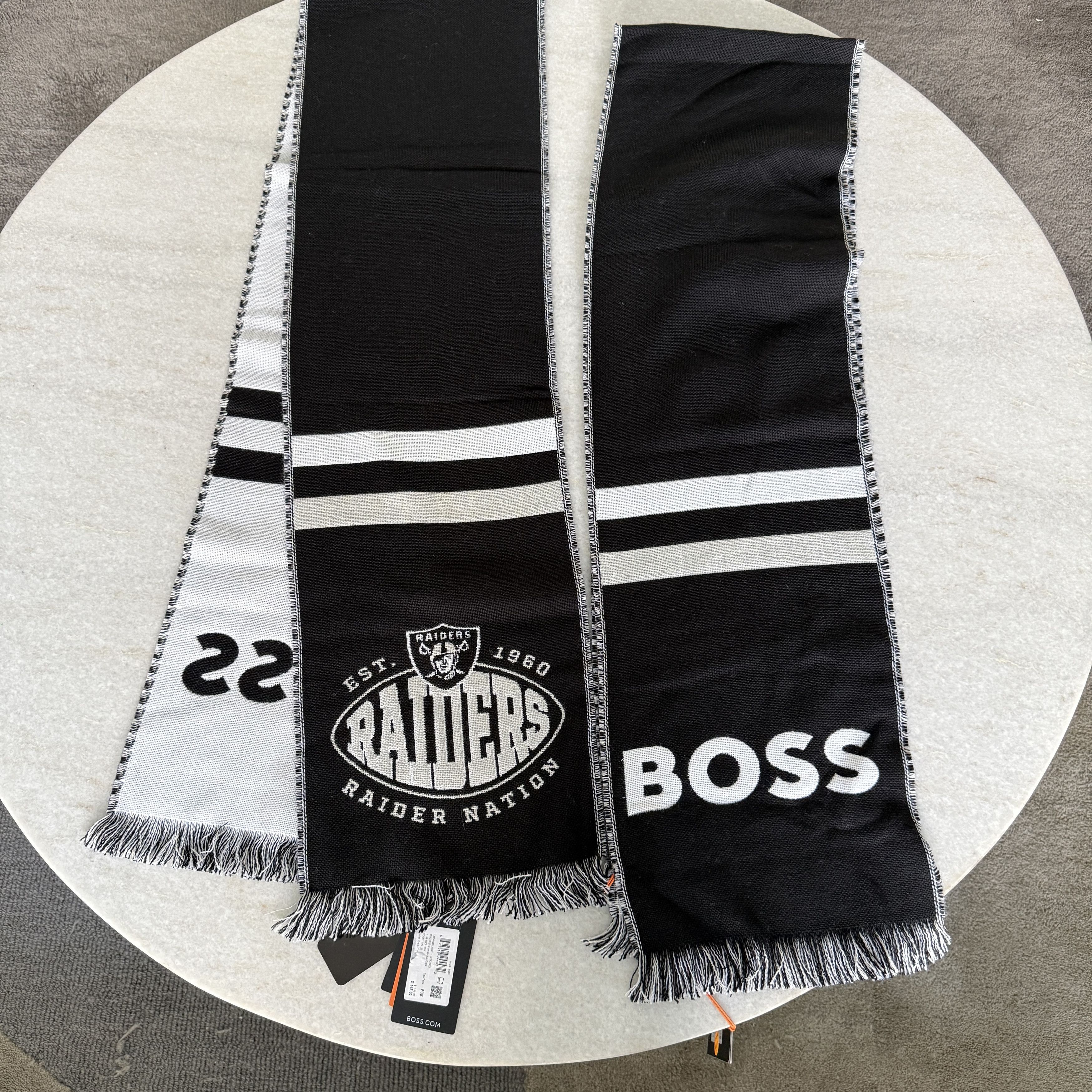 Hugo Boss Hugo Boss X NFL RAIDERS Scarf, Wool-blend, Made in Italy Size ONE SIZE - 3 Thumbnail