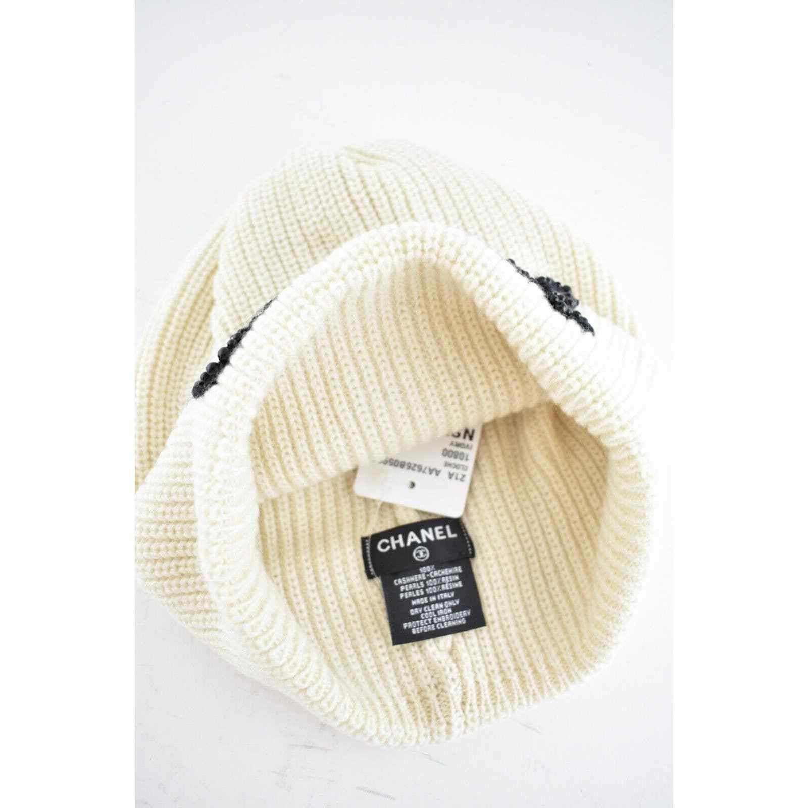 Chanel Chanel Black Pearl White CC Script Logo Beanie Winter Hat Size ONE SIZE - 8 Thumbnail