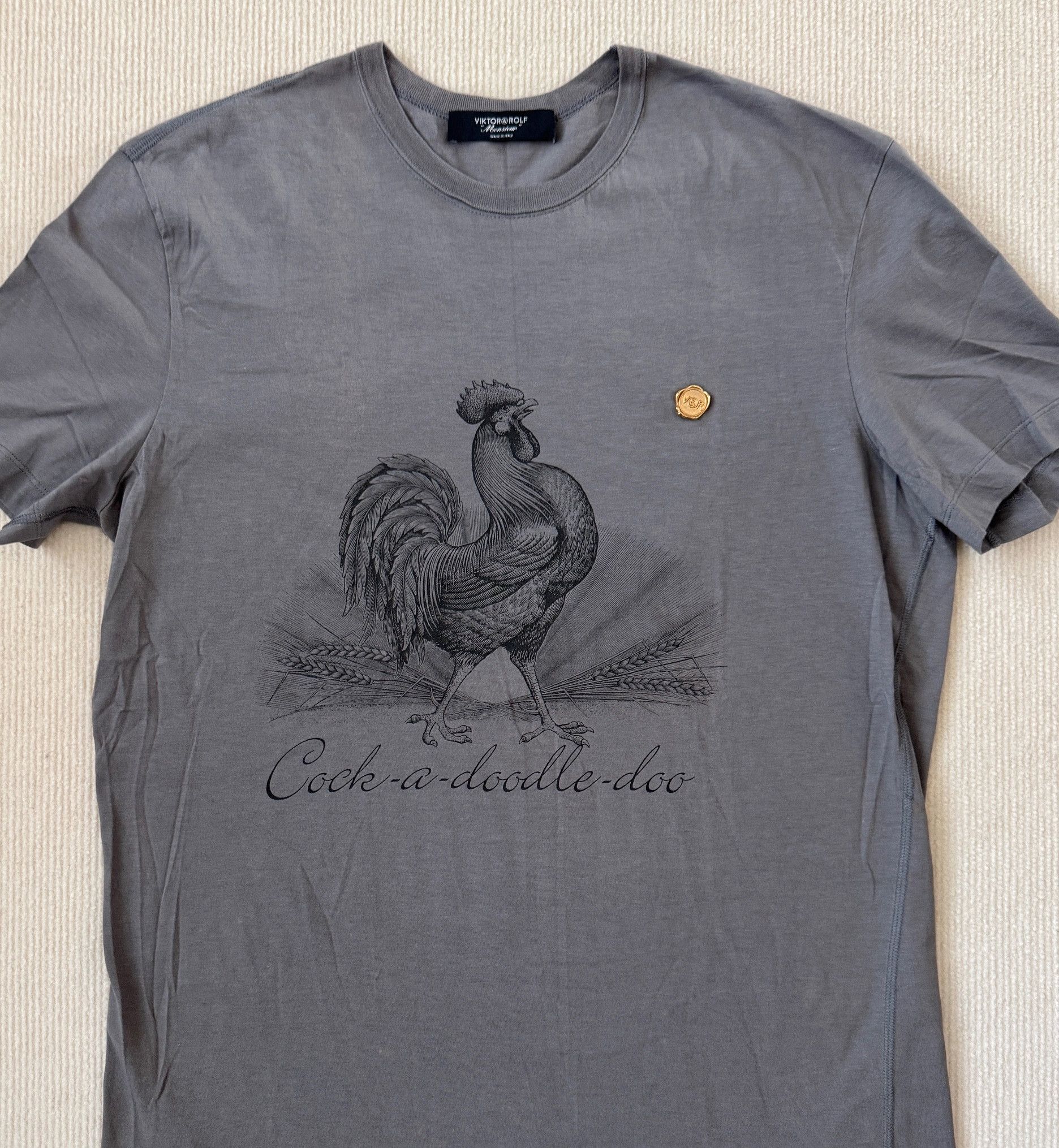 Viktor & Rolf Viktor & Rolf Monsieur Gold Emblem Graphic Print T-Shirt Size US XL / EU 56 / 4 - 1 Thumbnail
