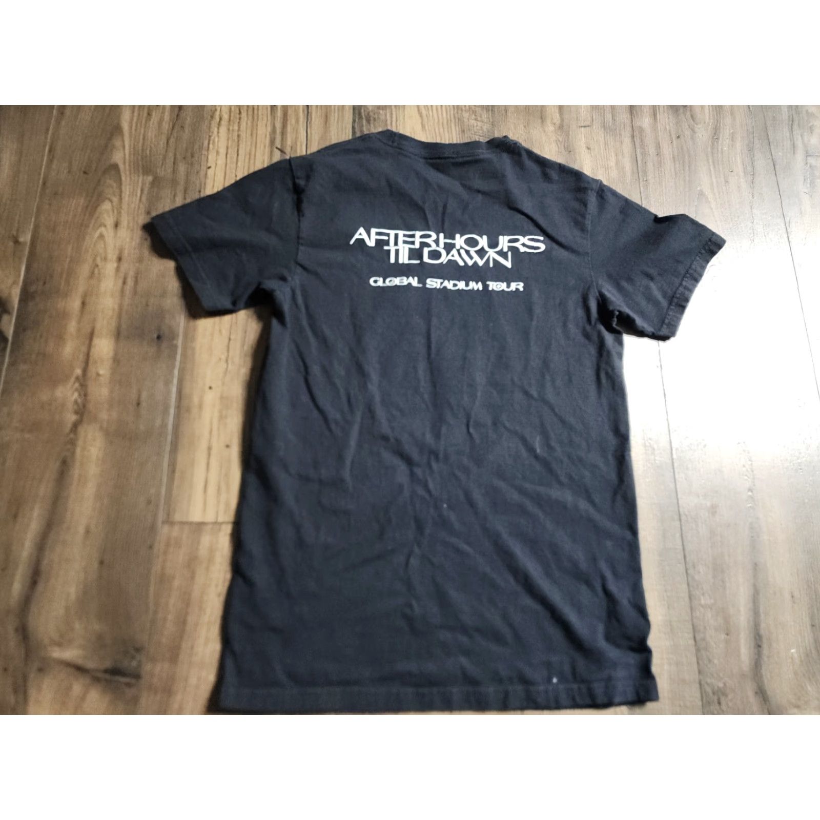 Vintage VINTAGE The Weeknd XO After Hours Dawn FM Miami 2022 Tour Merch Tee Shirt Rare Mens XS Shirt Adult XS Black Cotton Graph Tech??? Size US XS / EU 42 / 0 - 2 Thumbnail