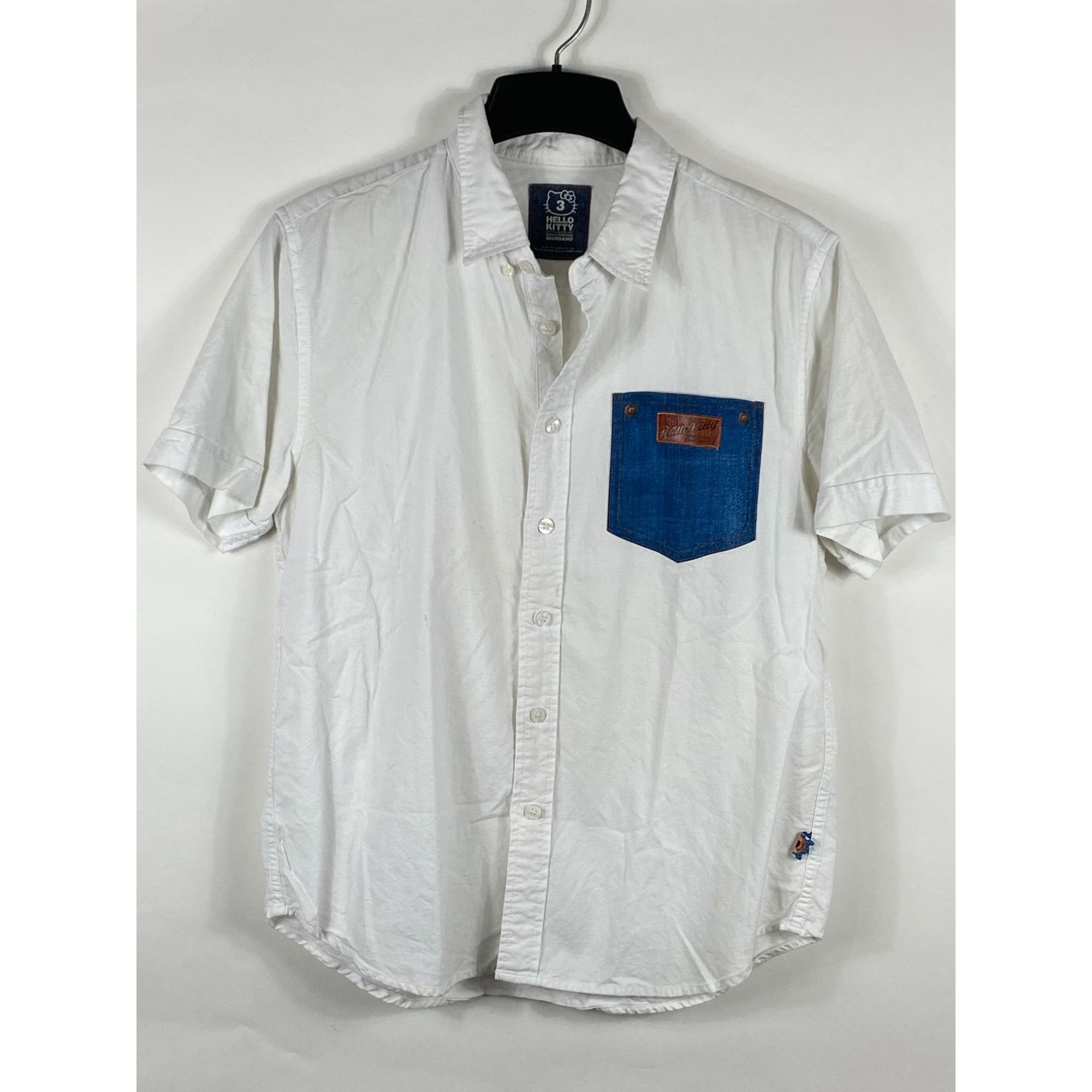 Giordano Giordano Hello Kitty 40th Anniversary Button Up Pocket Short Size M / US 6-8 / IT 42-44 - 1 Thumbnail