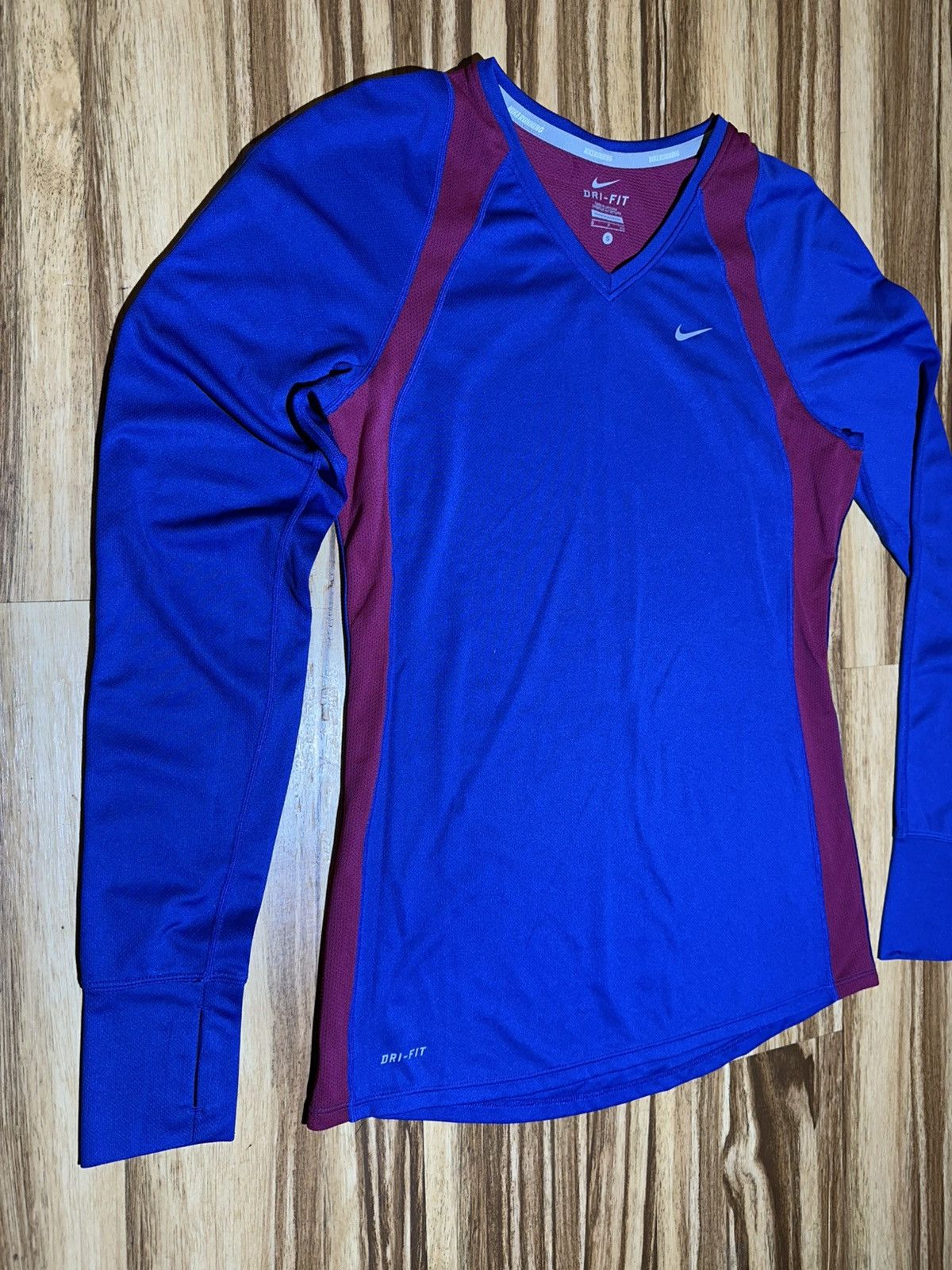 Nike Nike DriFit Women's Vibrant Purple and Burgundy LongSleeve Size S / US 4 / IT 40 - 2 Thumbnail